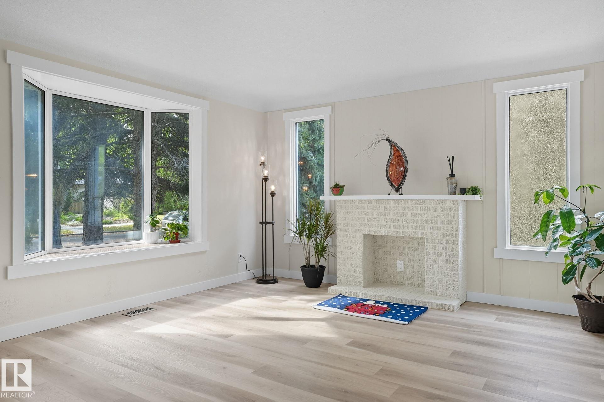Photo 6 at 11222 71 Avenue NW, Parkallen, Edmonton