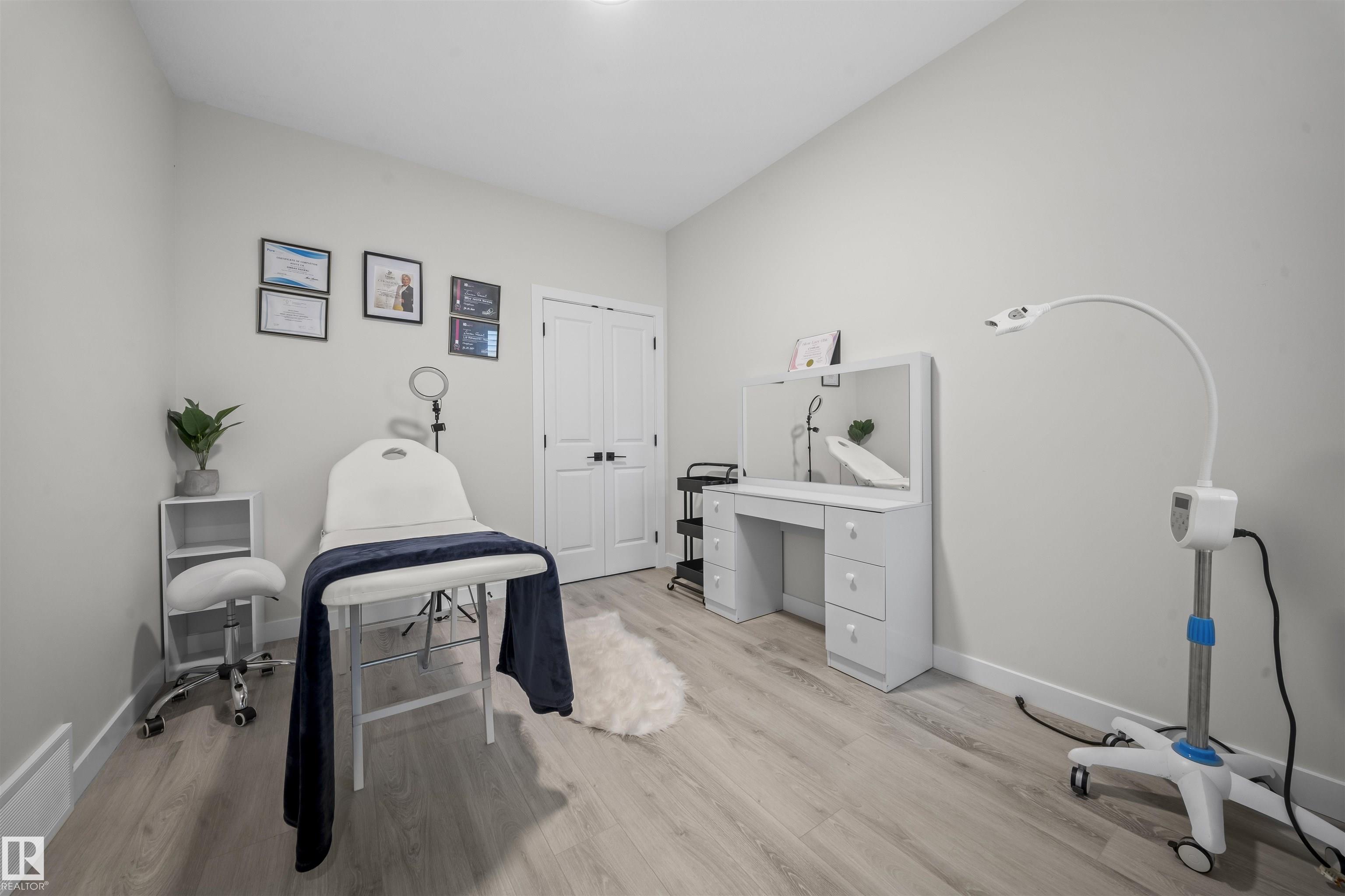 Photo 10 at 460 Roberts Crescent, Robinson, Leduc
