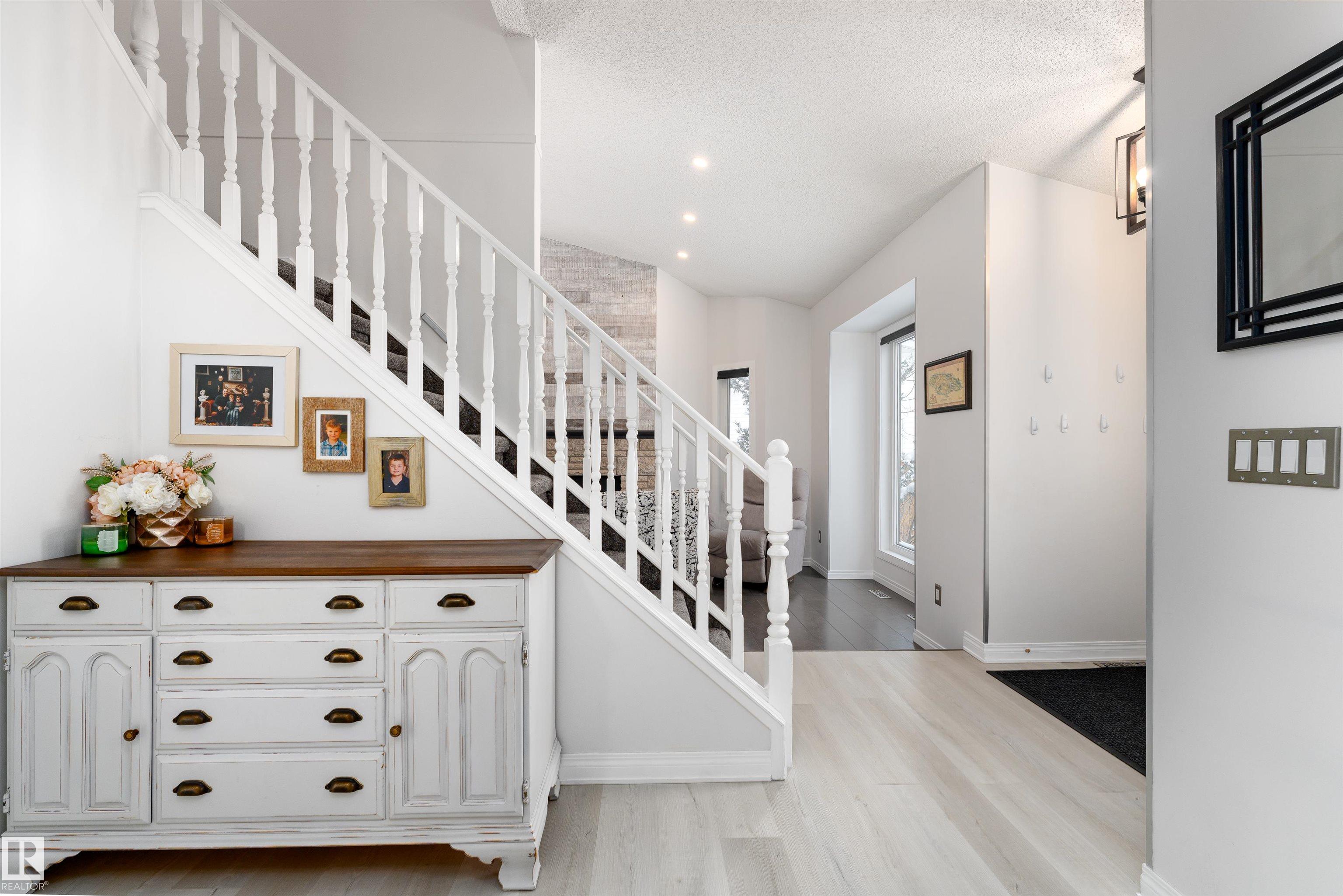 Photo 4 at 25 Carmel Court, Craigavon, Sherwood Park