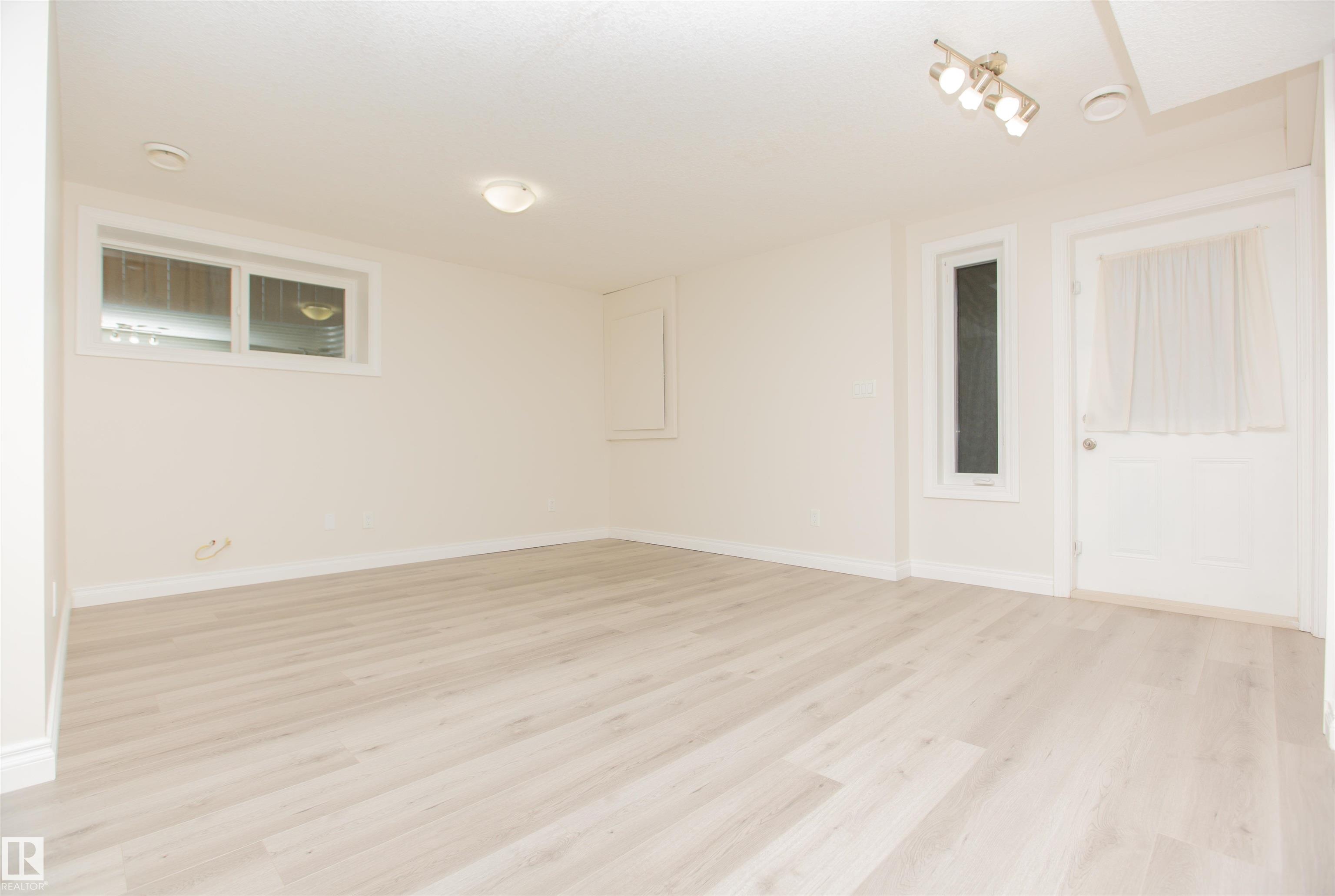Photo 20 at 11215 125 Street NW, Inglewood, Edmonton