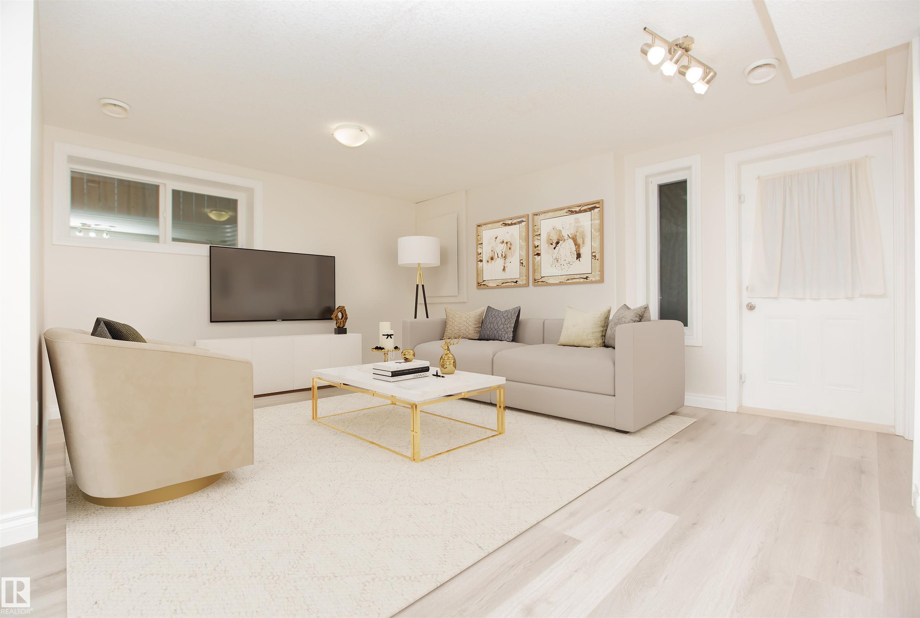 Photo 21 at 11215 125 Street NW, Inglewood, Edmonton