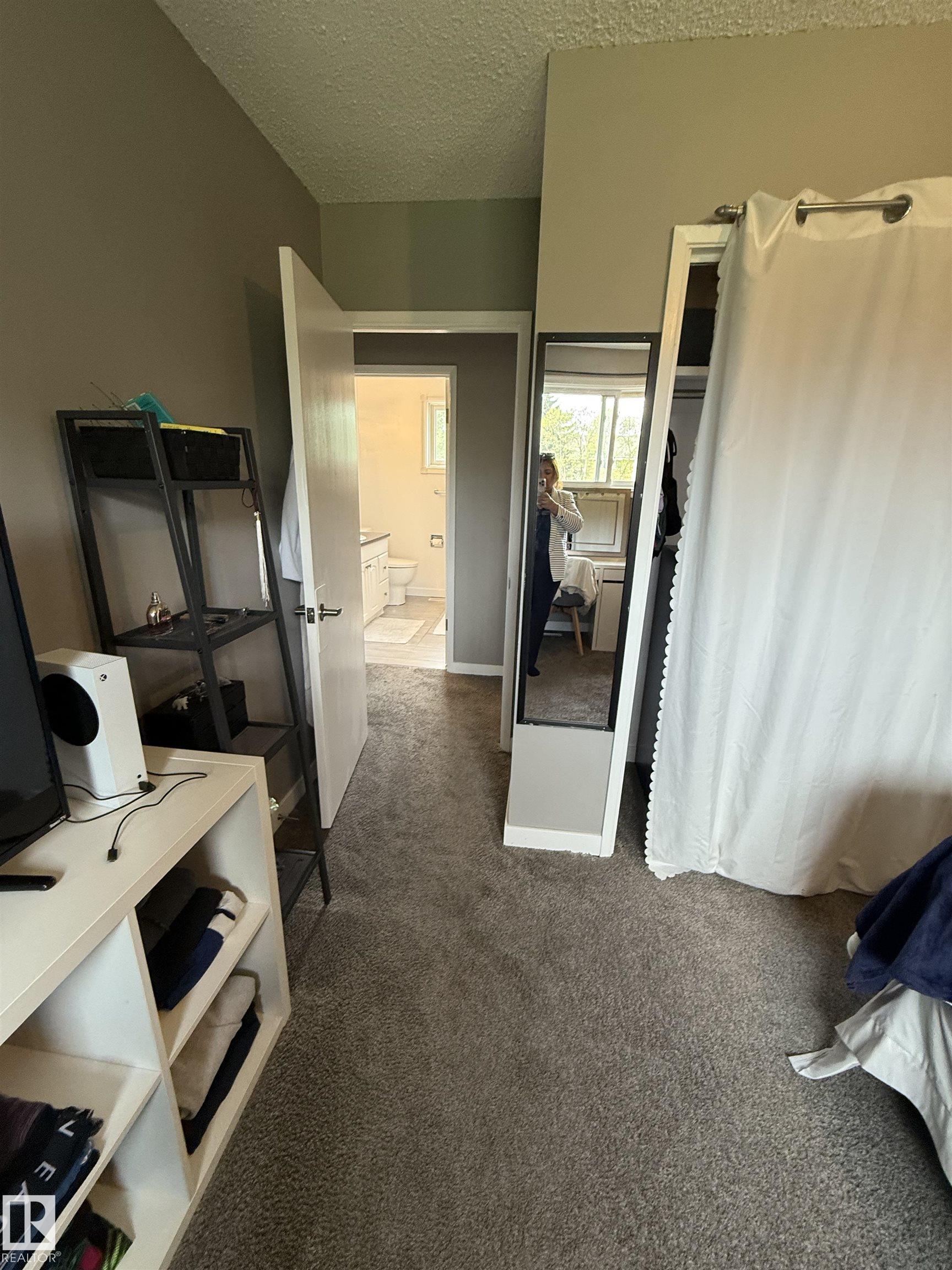 Photo 21 at 40 Garden Crescent, Grandin, St. Albert