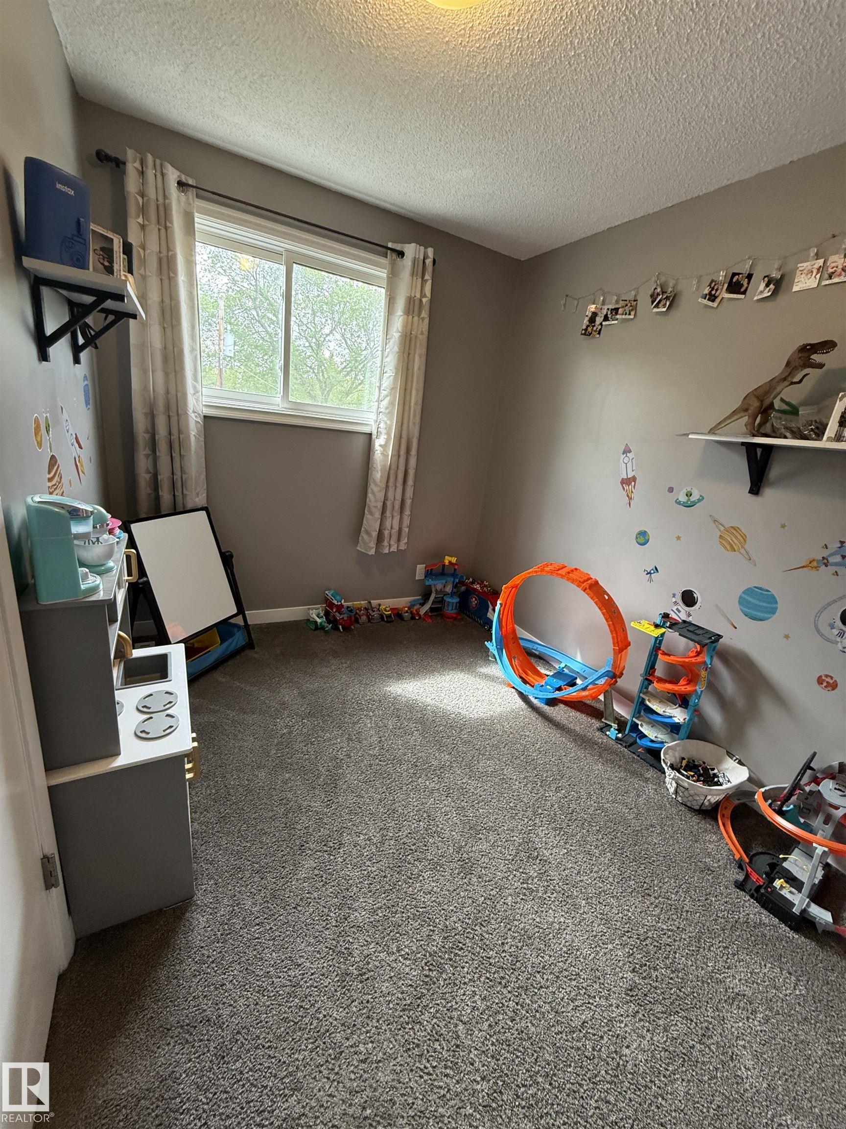 Photo 22 at 40 Garden Crescent, Grandin, St. Albert