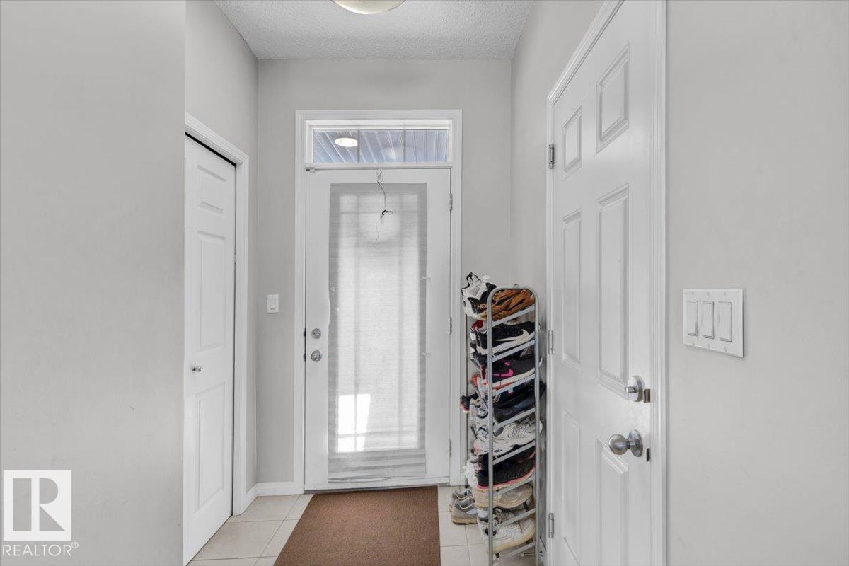 Picture for 745 EAGLESON CR NW