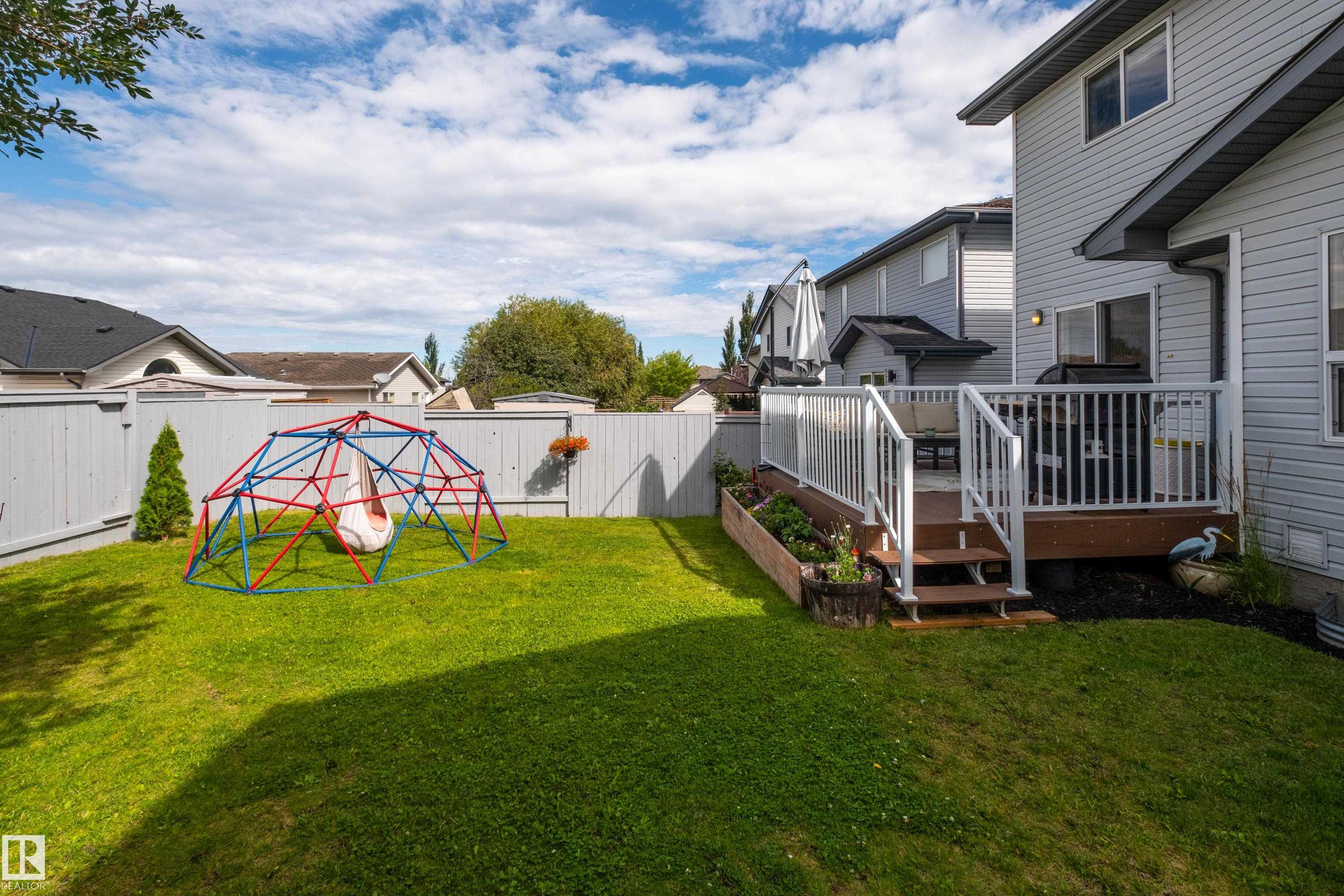 Photo 38 at 8 Cote Close, Citadel Ridge, Beaumont