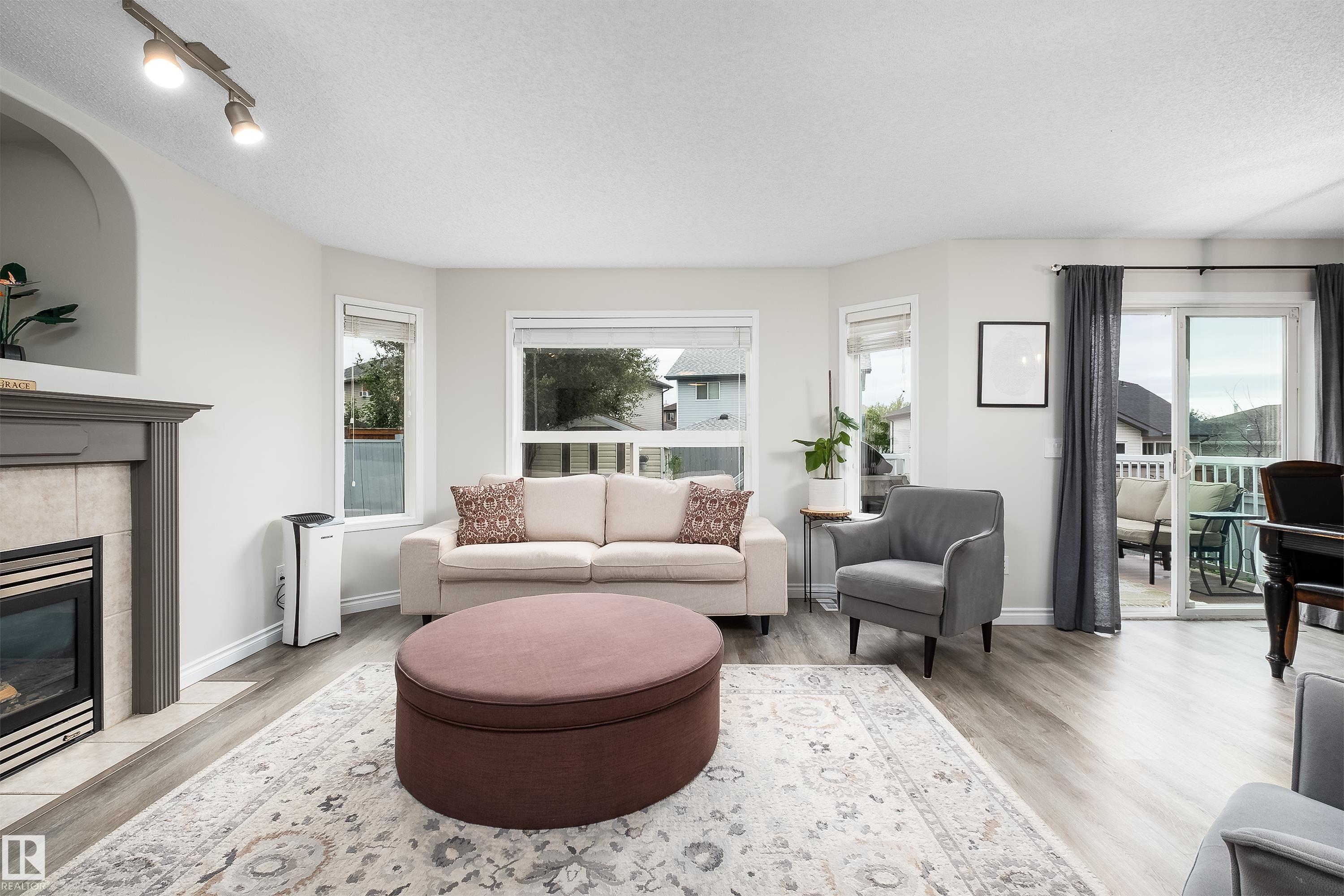Photo 6 at 8 Cote Close, Citadel Ridge, Beaumont