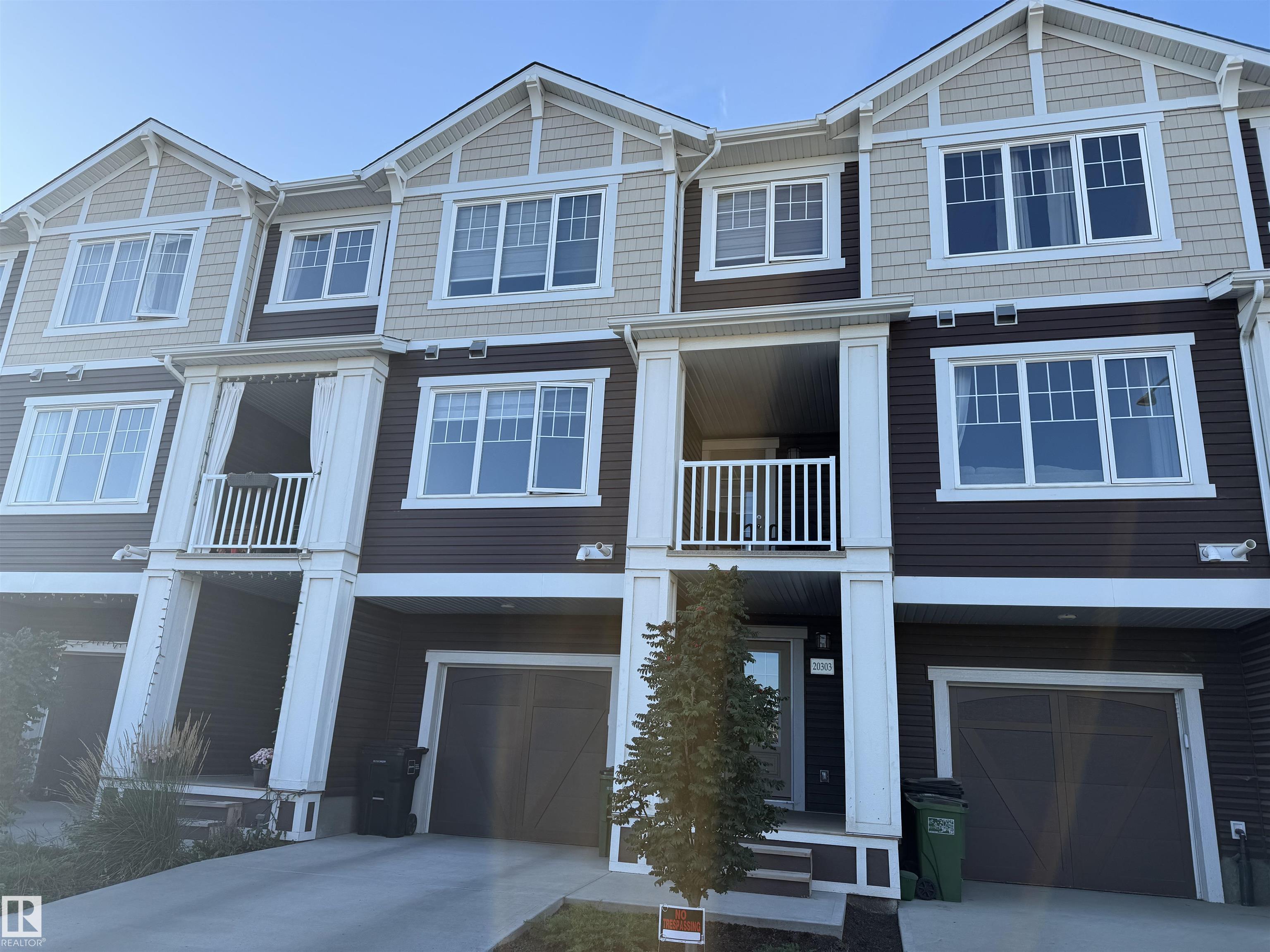 20303 16 Avenue NW, Stillwater, Edmonton 