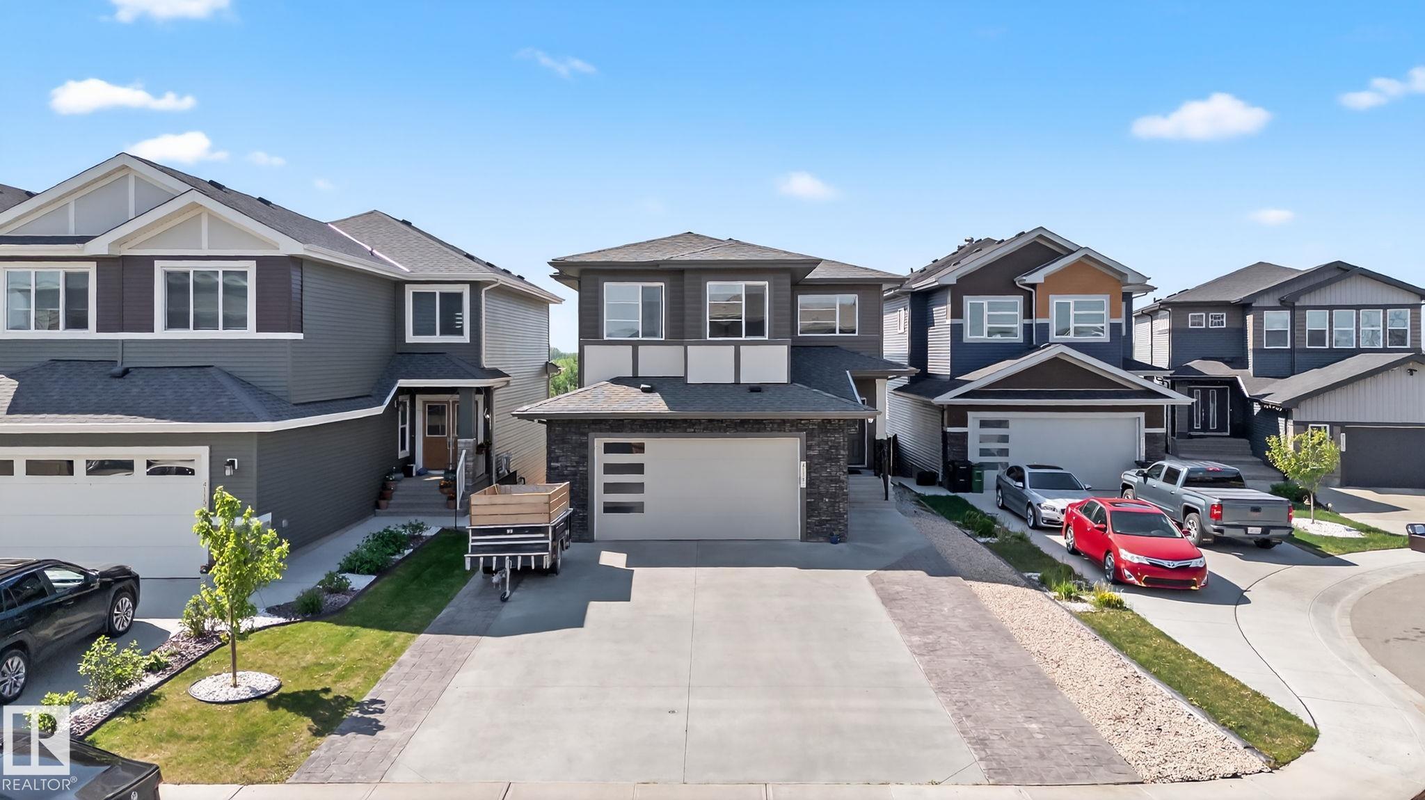 4119 7 Avenue SW, Charlesworth, Edmonton 