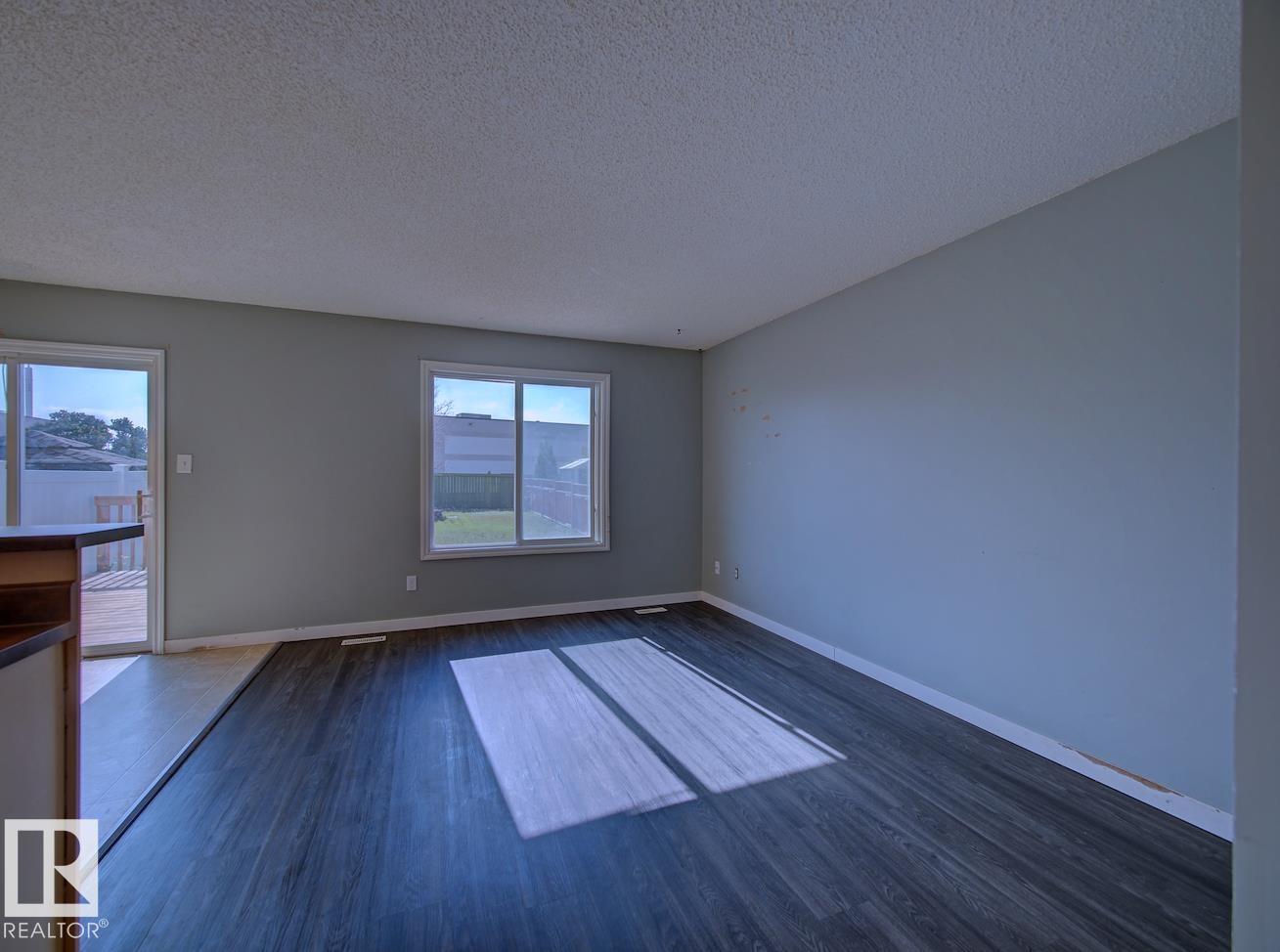 Photo 5 at 147 Westwood Lane, Westpark, Fort Saskatchewan