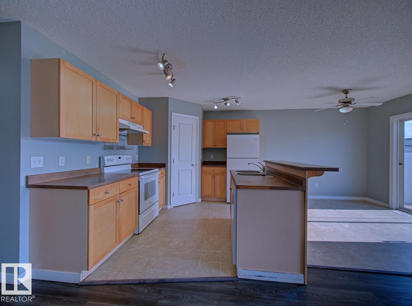 Photo 6 at 147 Westwood Lane, Westpark, Fort Saskatchewan