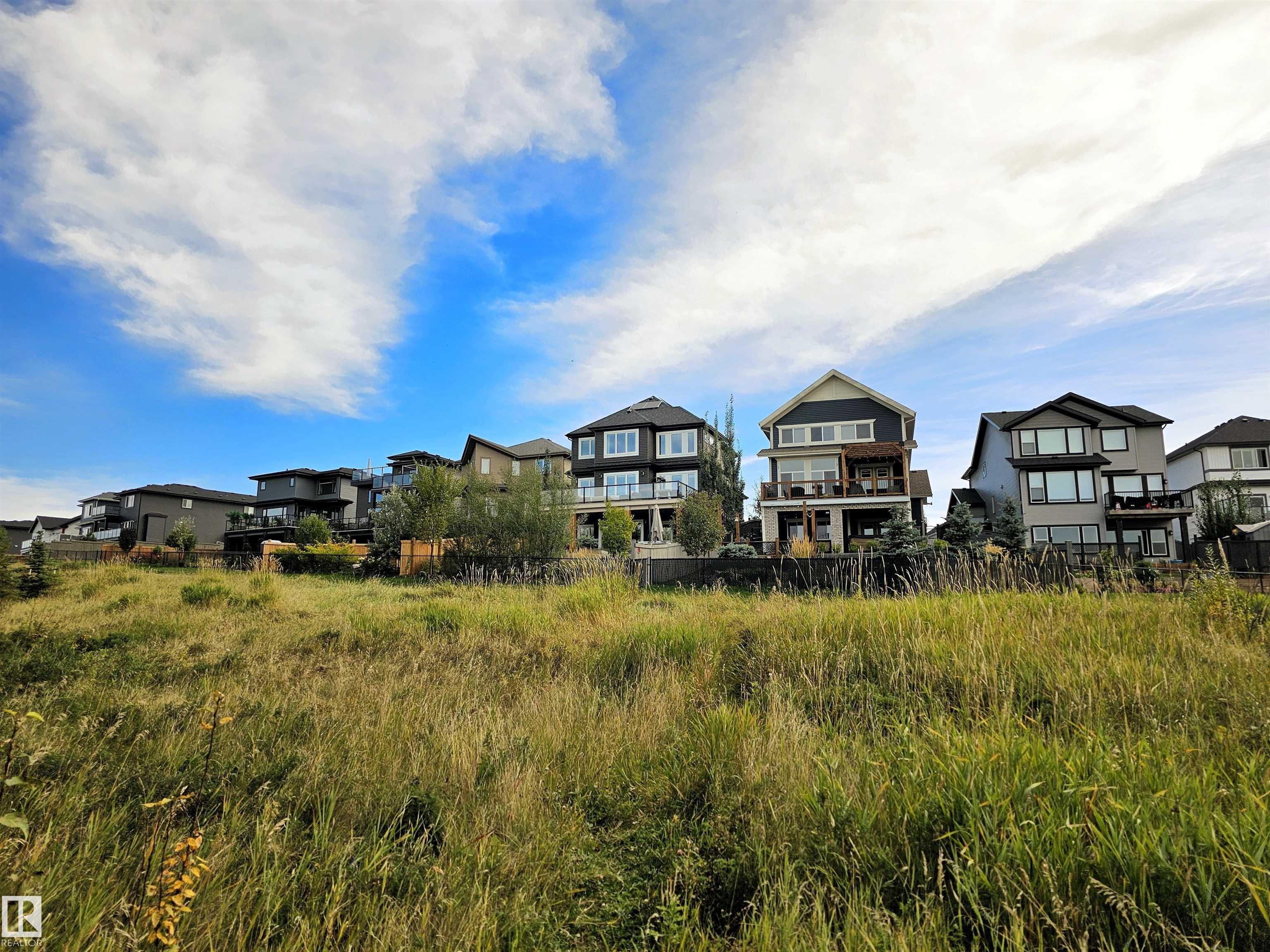 http://cdnparap120.paragonrels.com/ParagonImages/Property/p12/RAE/225370834/64/0/0/b90bab43531e021ea295b3a183e5b515/1/27345fe72c01fdada13d247d4d905dc1/225370834-A98F6EEA-A32A-47B3-81AD-A06B5AC6B744.JPG