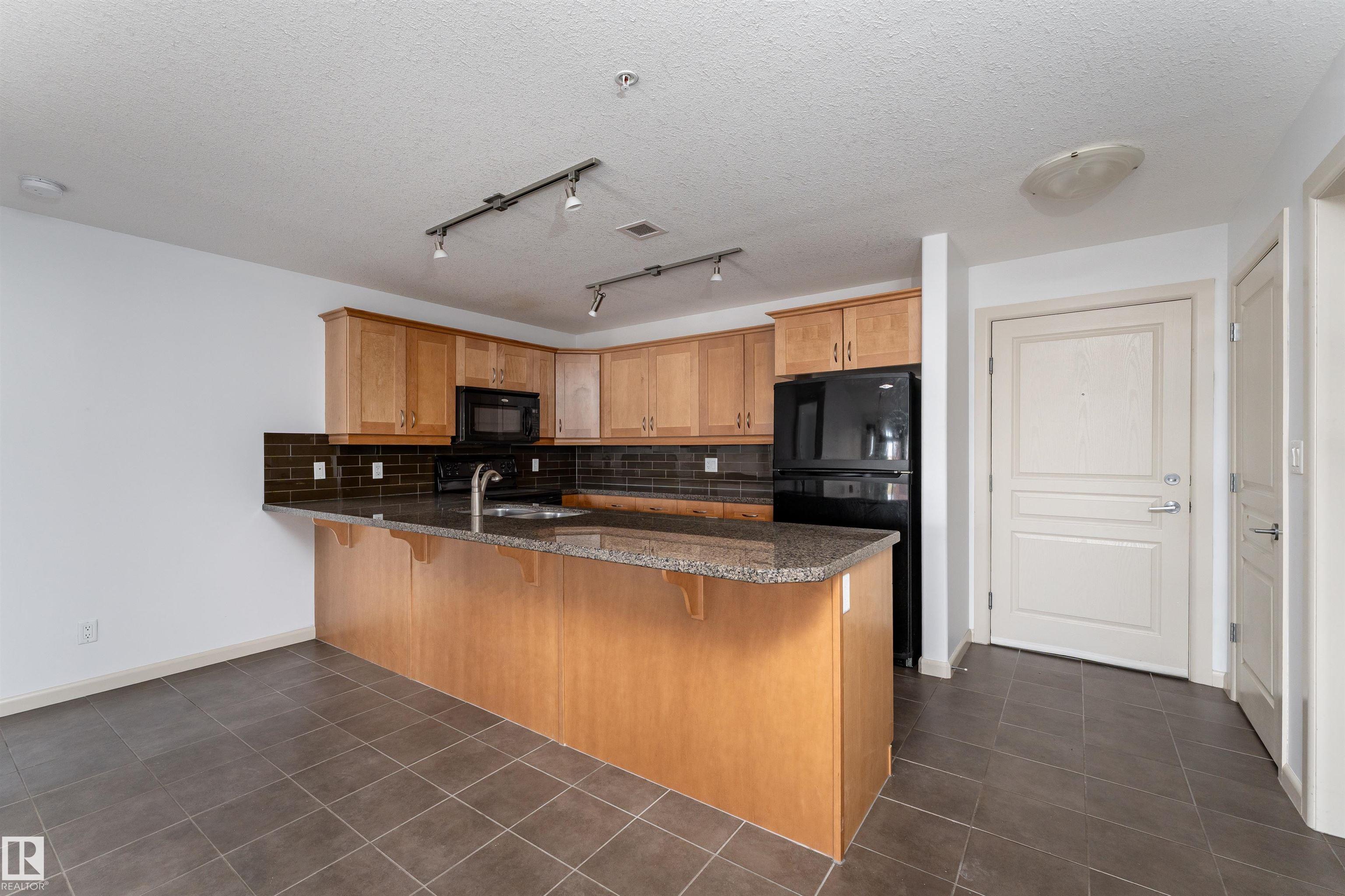 Photo 5 at 238 - 400 Palisades Way, Centennial Village, Sherwood Park