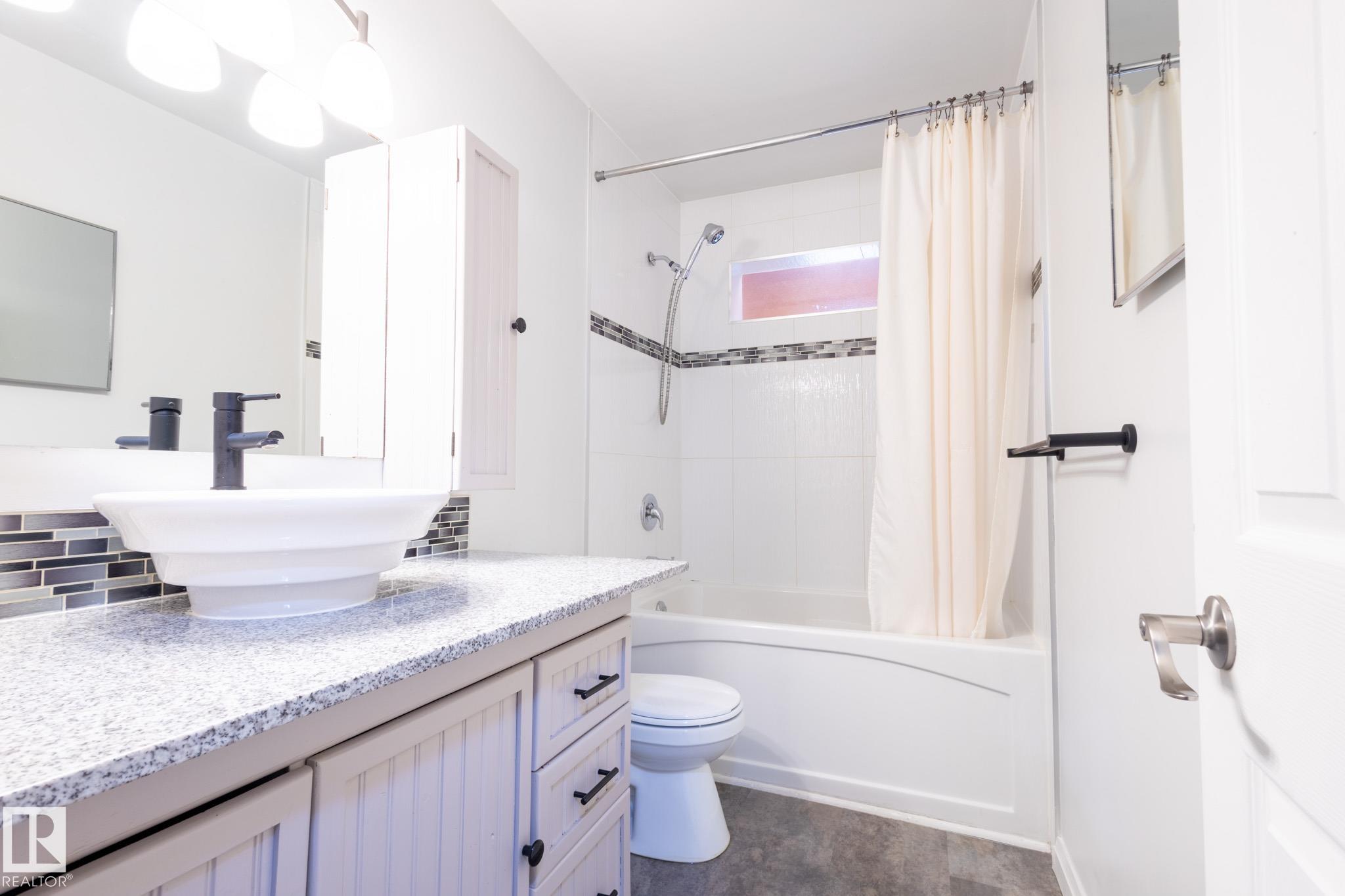 Photo 17 at 16 Larose Drive, Lacombe Park, St. Albert