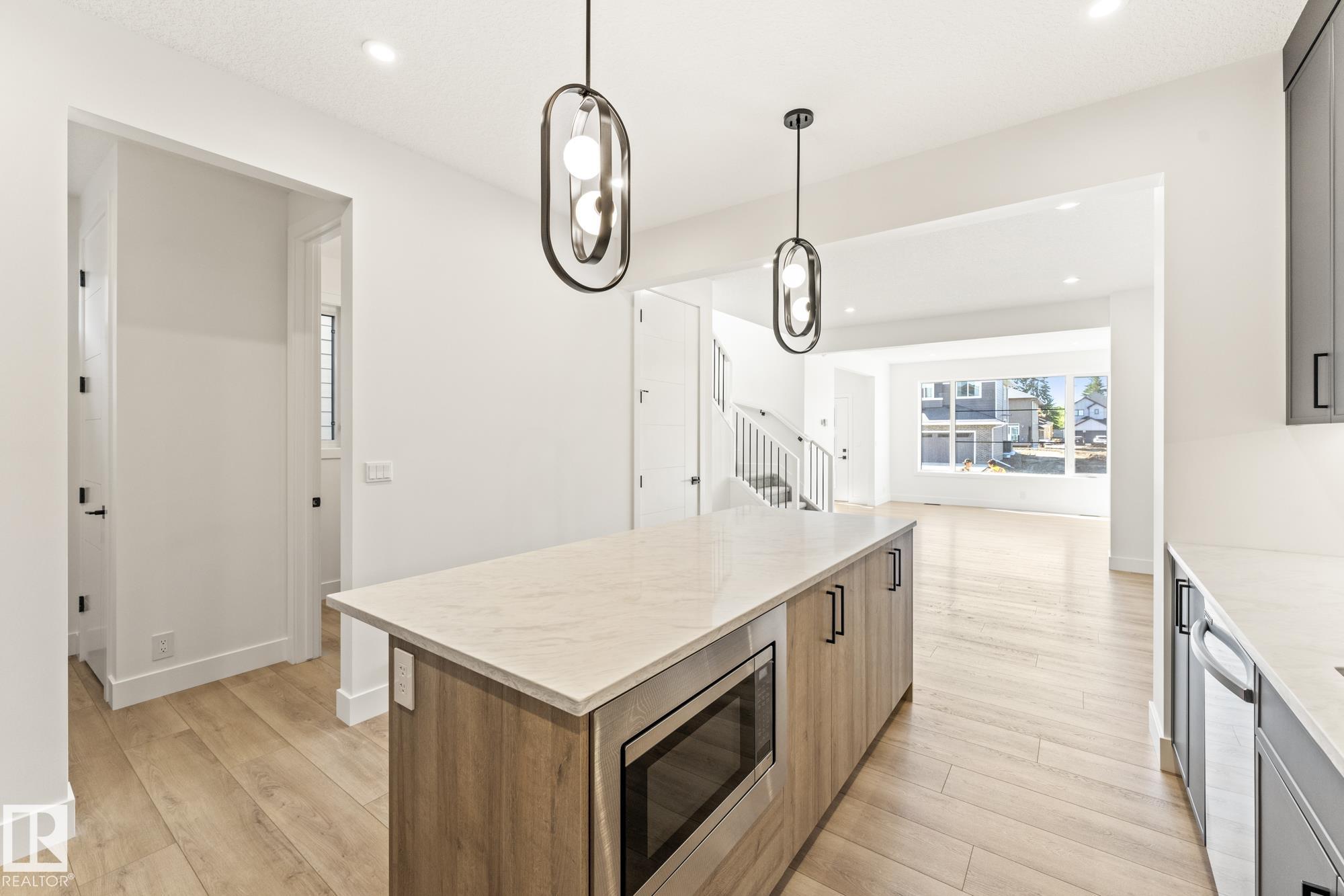 Photo 15 at 103 Newbury Ci, Salisbury Village, Sherwood Park