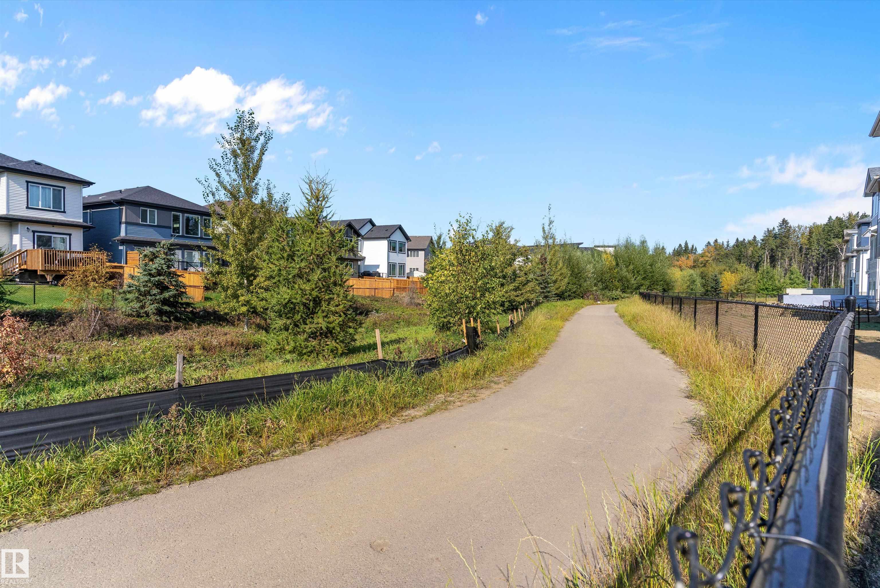 Photo 44 at 81 Meadowgrove Lane, McLaughlin, Spruce Grove