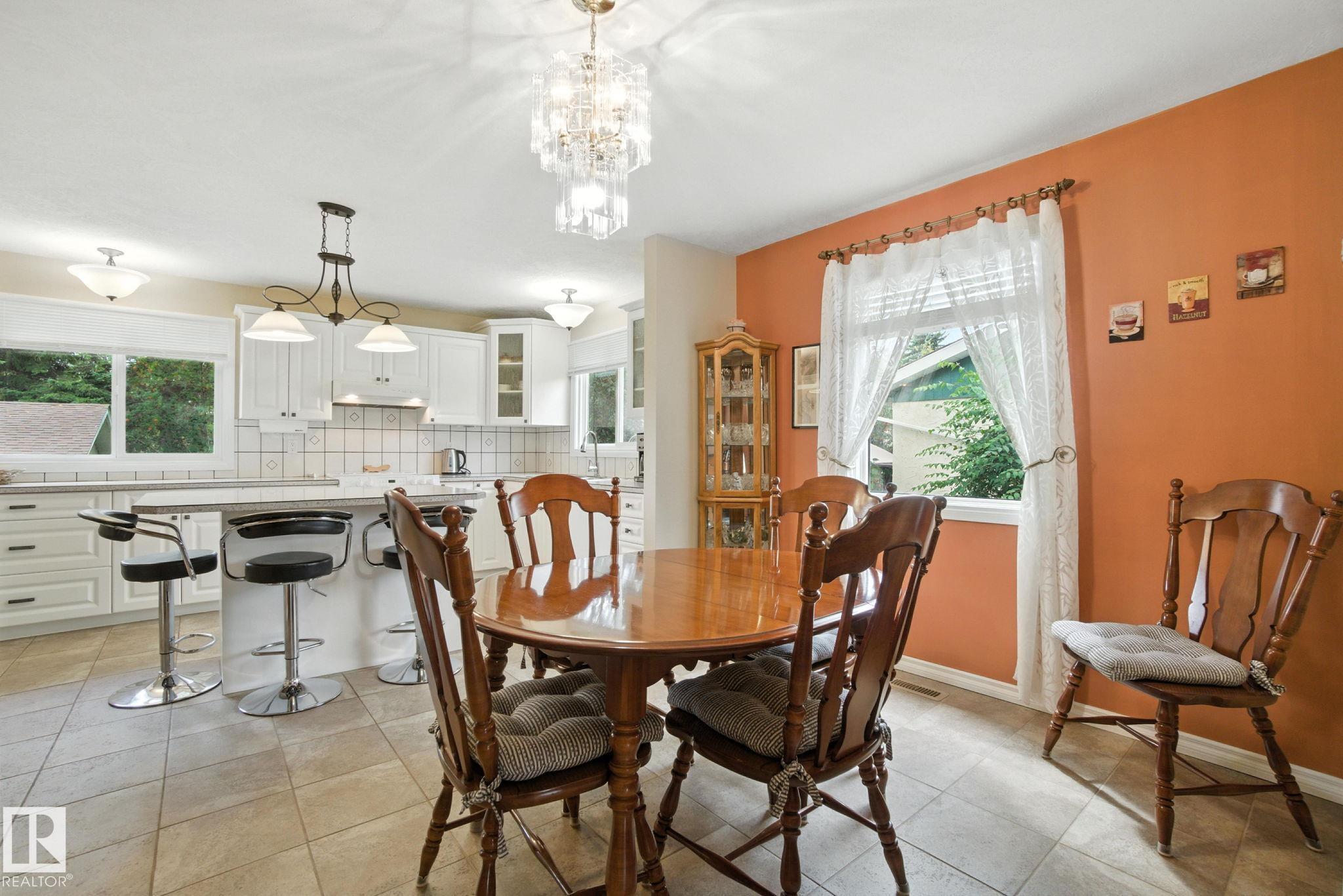 Photo 11 at 2 Laydon Drive, Lacombe Park, St. Albert