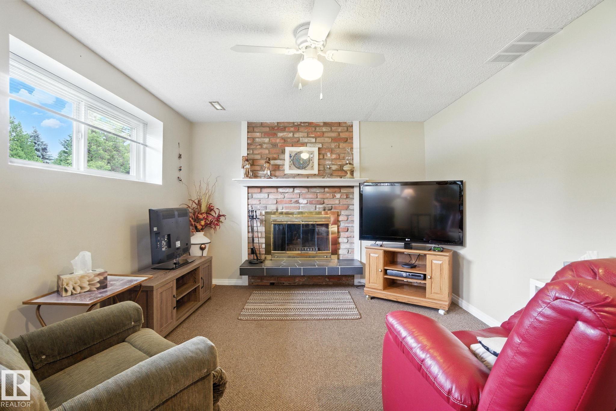 Photo 33 at 2 Laydon Drive, Lacombe Park, St. Albert