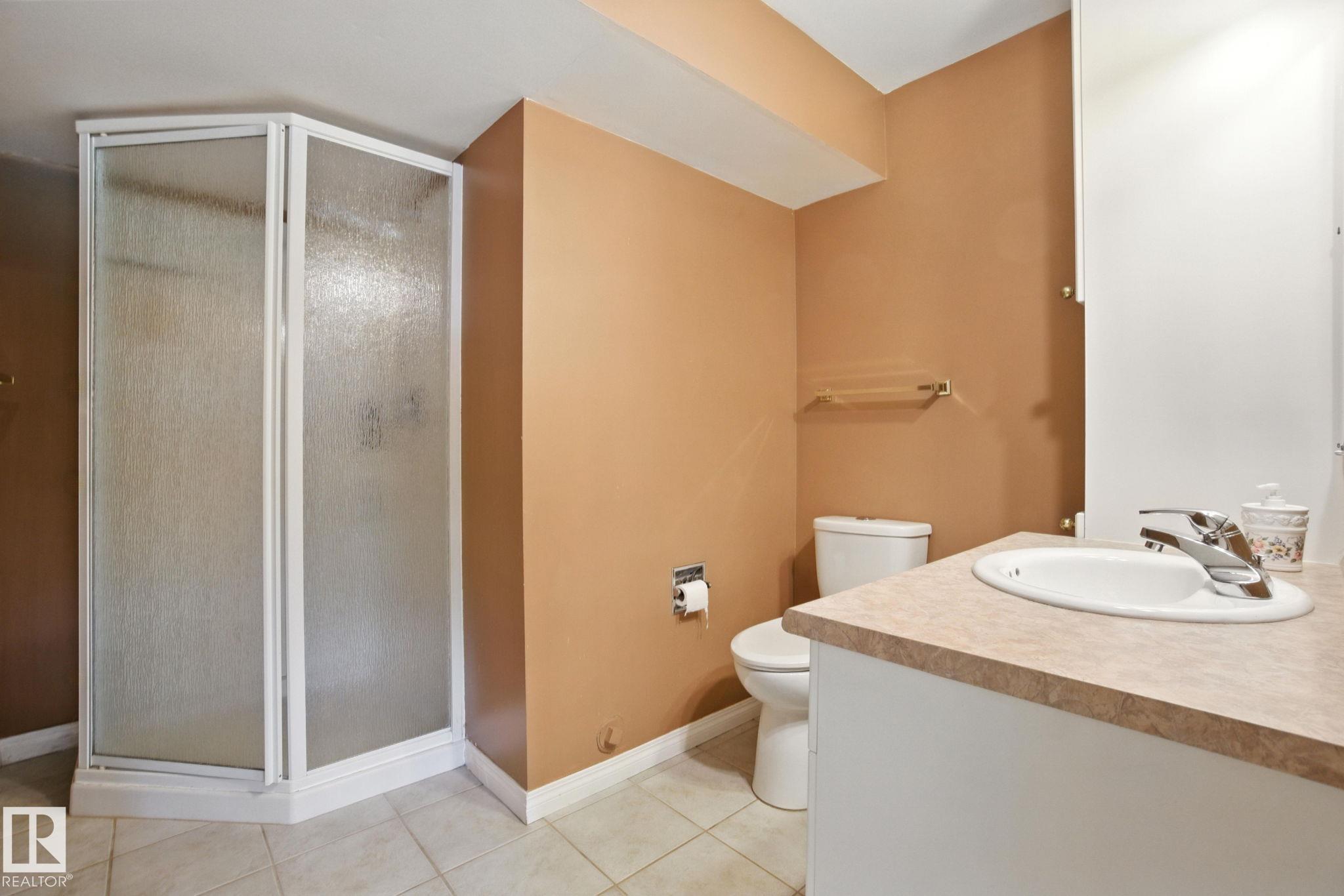 Photo 39 at 2 Laydon Drive, Lacombe Park, St. Albert