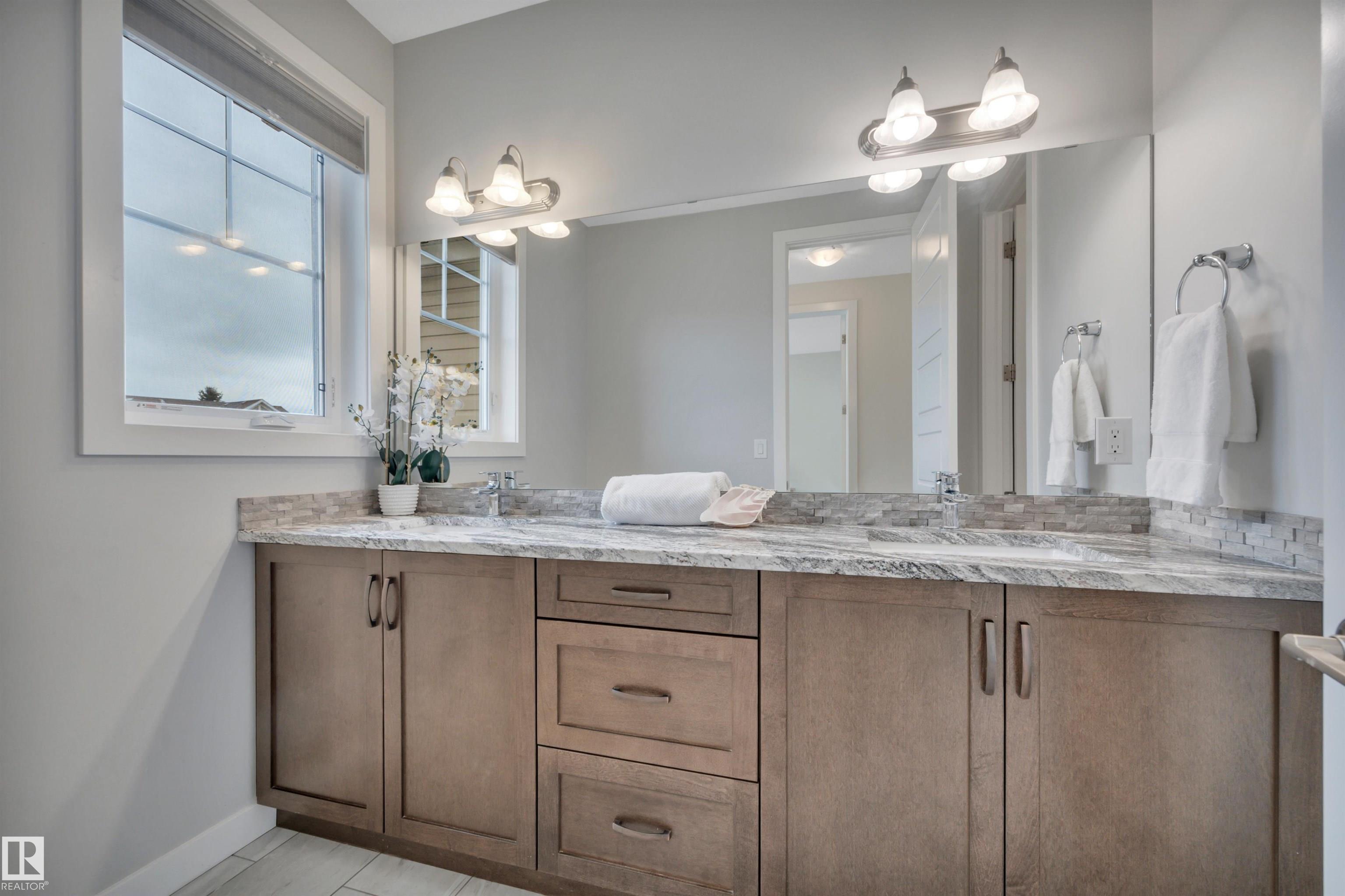 Photo 39 at 50 Rosemount Boulevard, Coloniale Estates, Beaumont