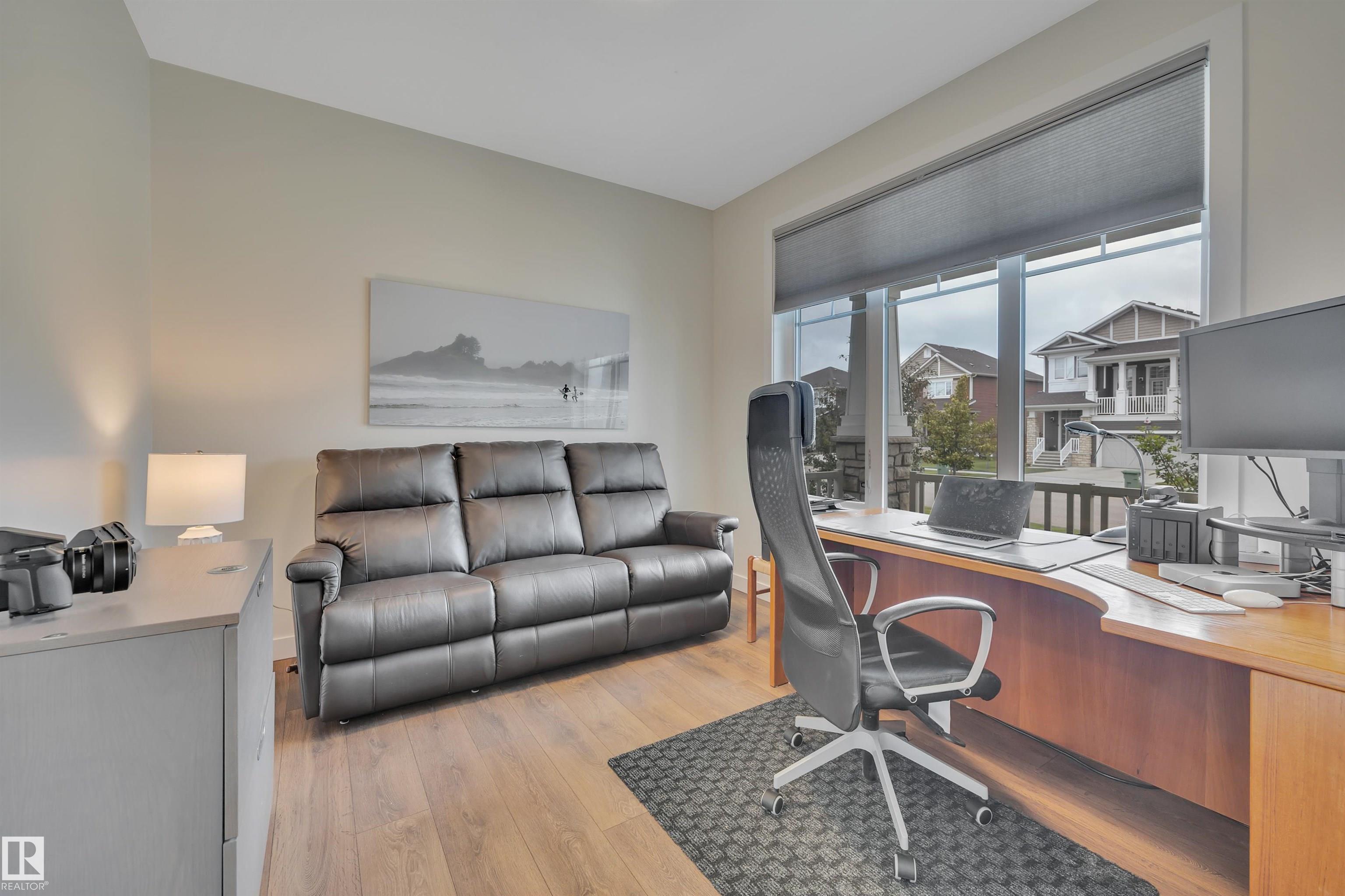Photo 5 at 50 Rosemount Boulevard, Coloniale Estates, Beaumont