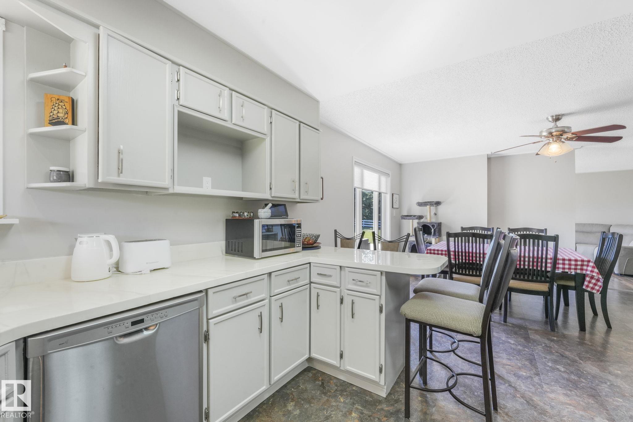 Photo 13 at 6 Gibbonslea Drive, Gibbonslea, Rural Sturgeon County