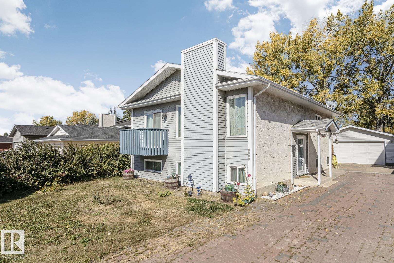 3520 33 Avenue NW, Bisset, Edmonton 