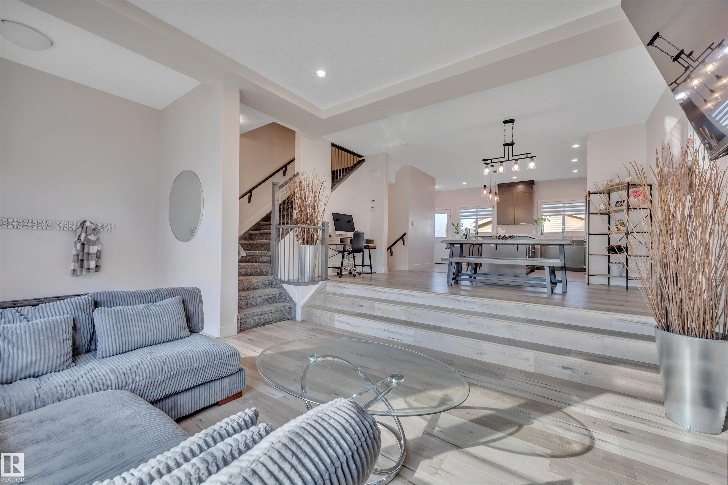 Photo 11 at 804 Berg Loop, Black Stone, Leduc