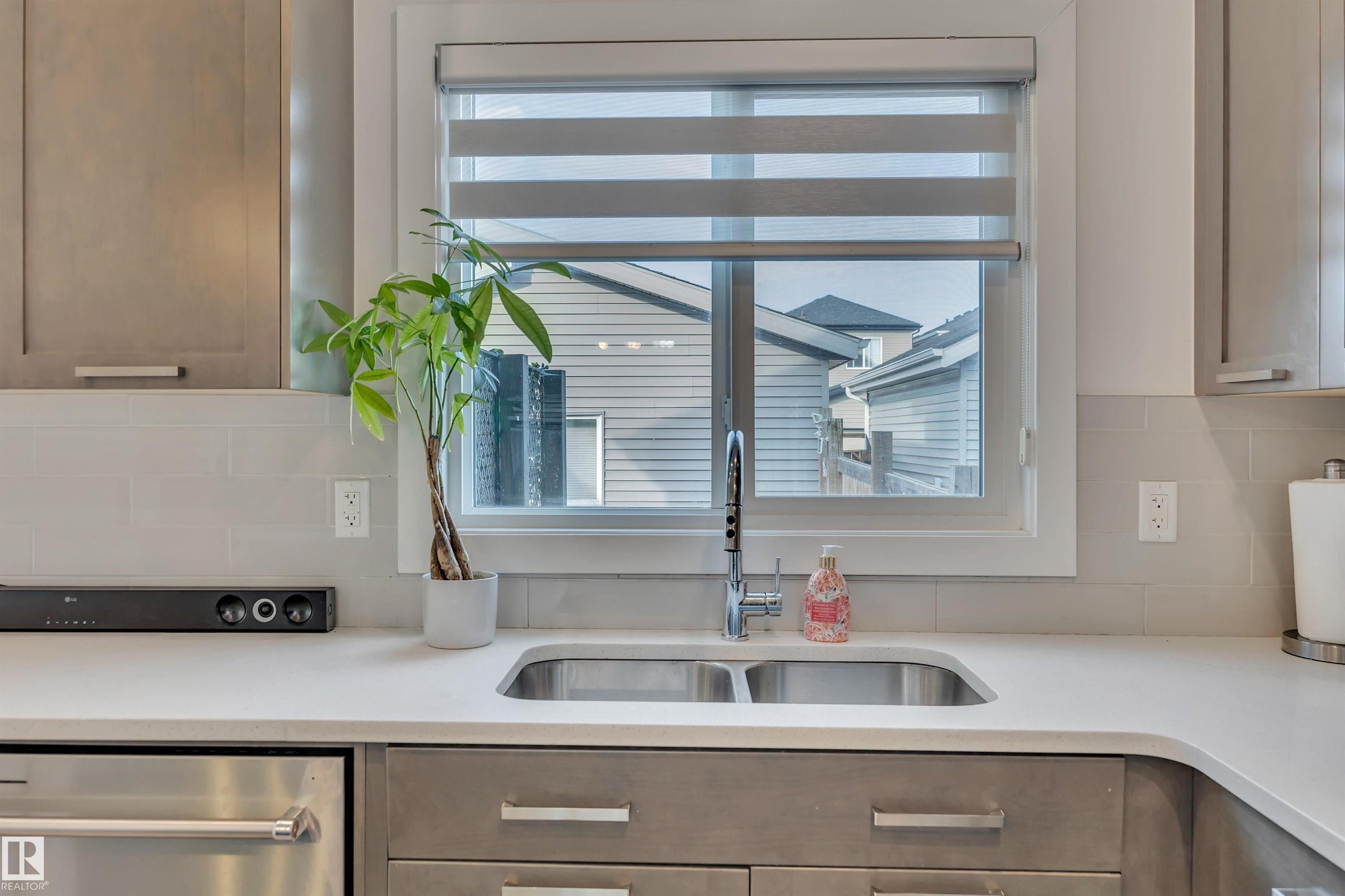 Photo 17 at 804 Berg Loop, Black Stone, Leduc