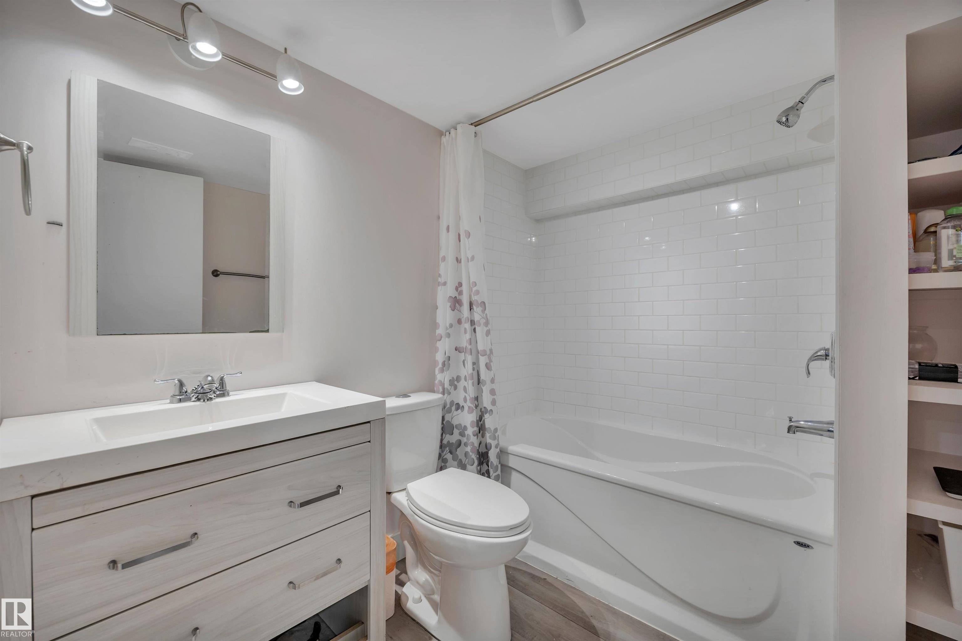 Photo 47 at 804 Berg Loop, Black Stone, Leduc