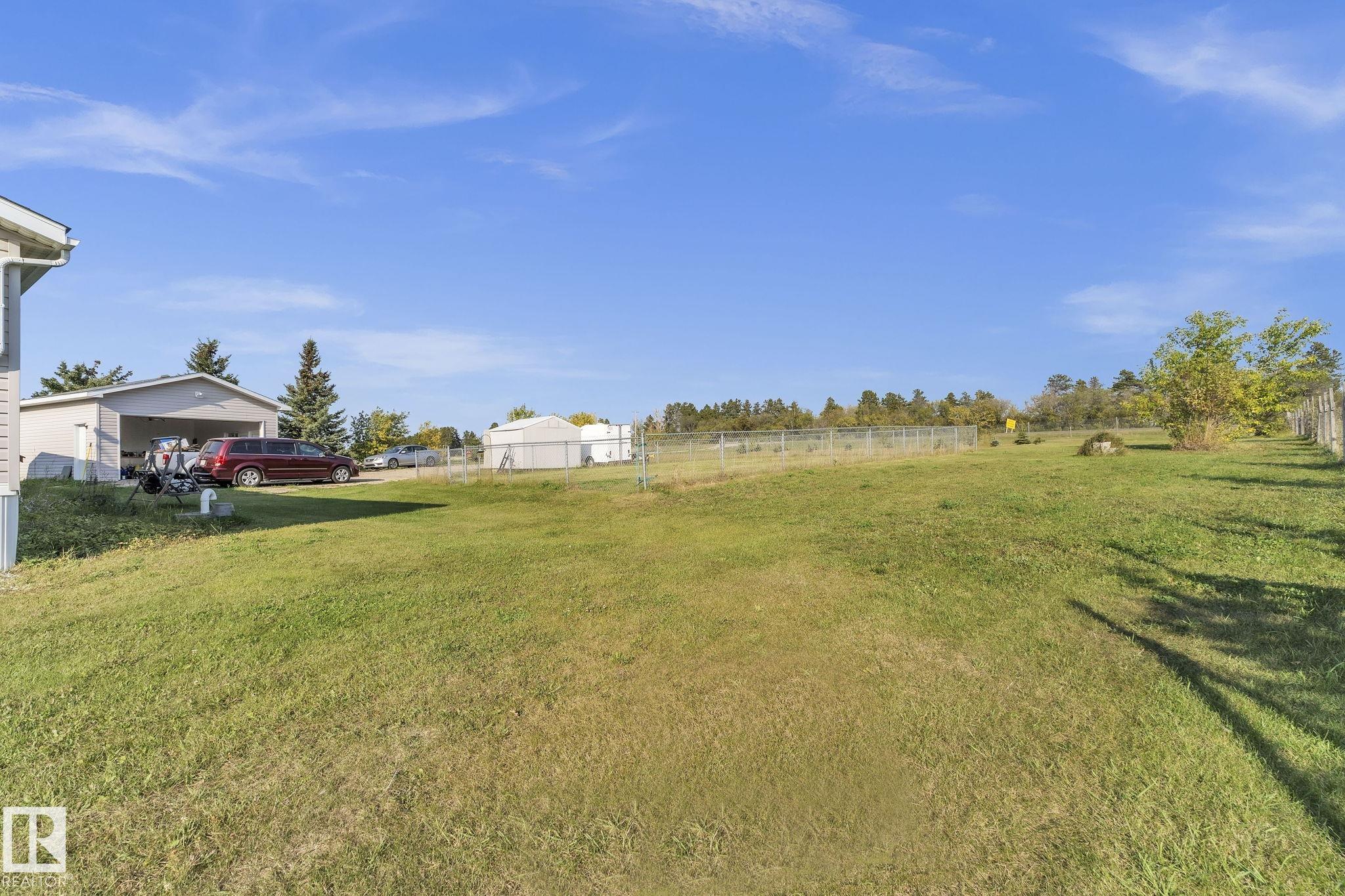 Photo 40 at 56118 Rge Road 240, None, Rural Sturgeon County