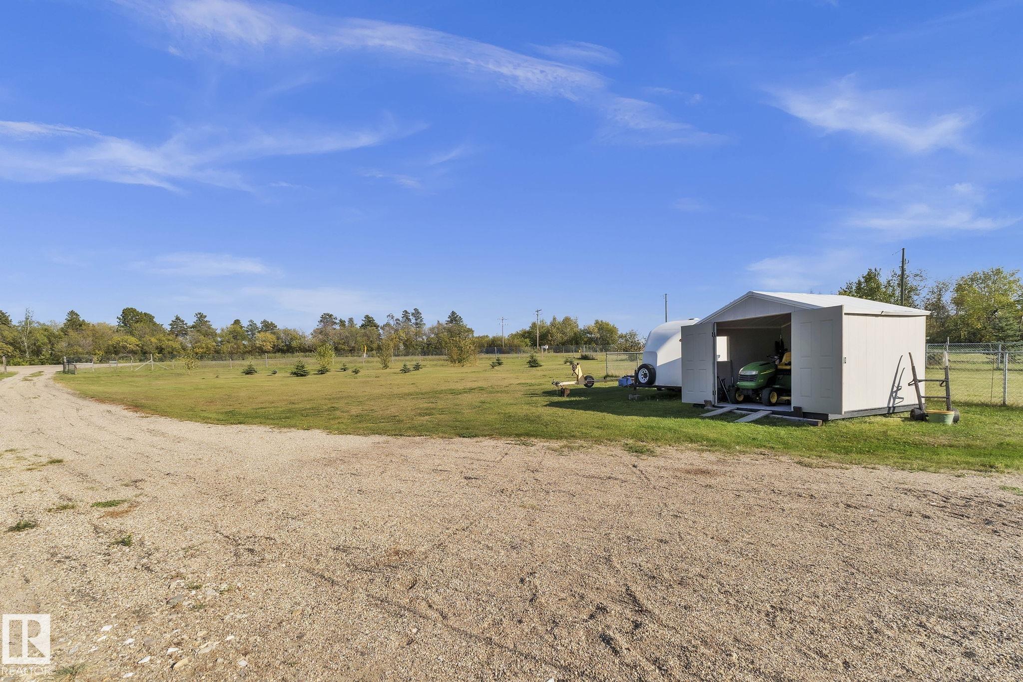 Photo 42 at 56118 Rge Road 240, None, Rural Sturgeon County