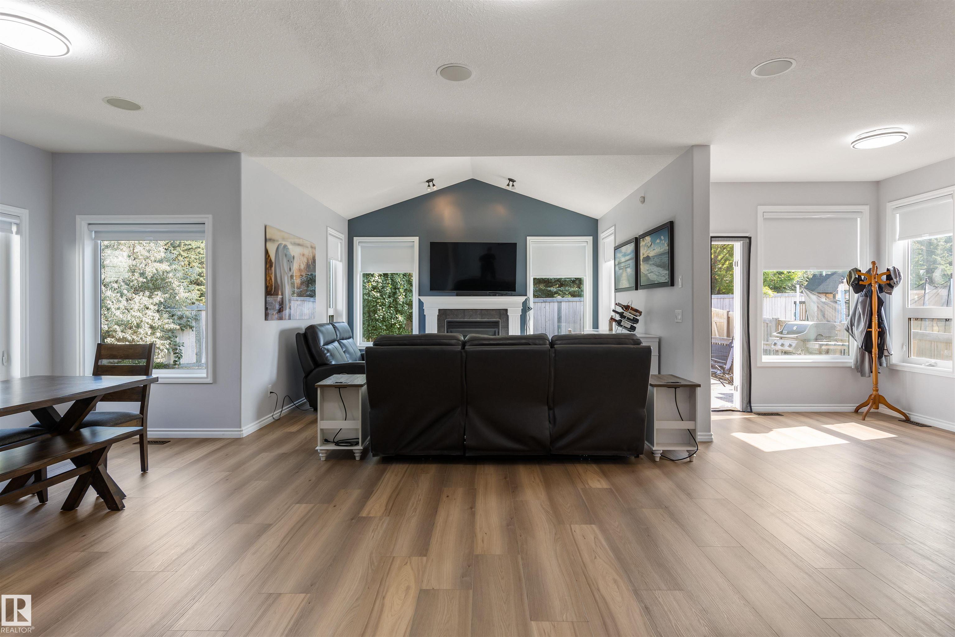 Photo 19 at 43 Avonlea Court, Aspen Glen, Spruce Grove