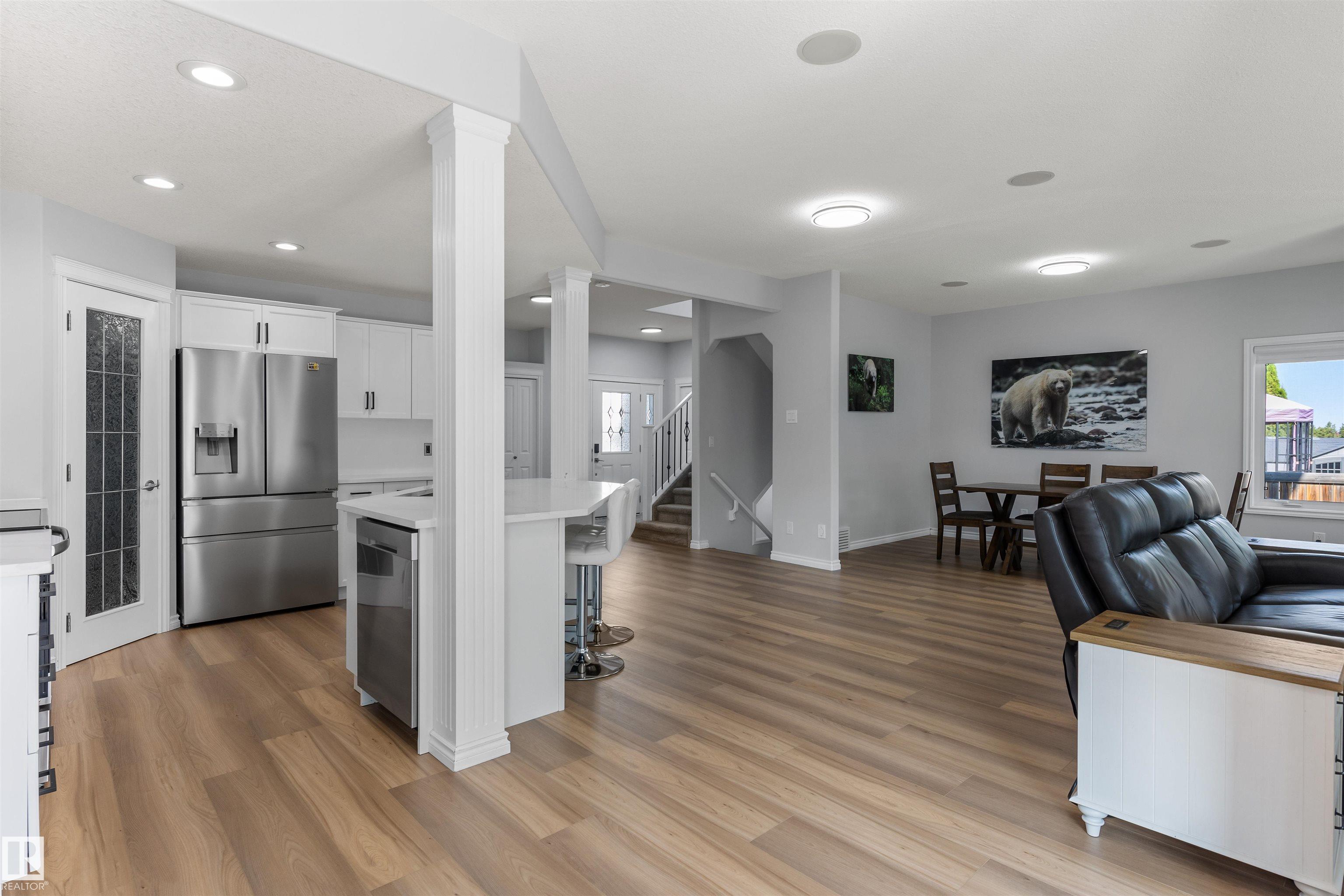 Photo 6 at 43 Avonlea Court, Aspen Glen, Spruce Grove