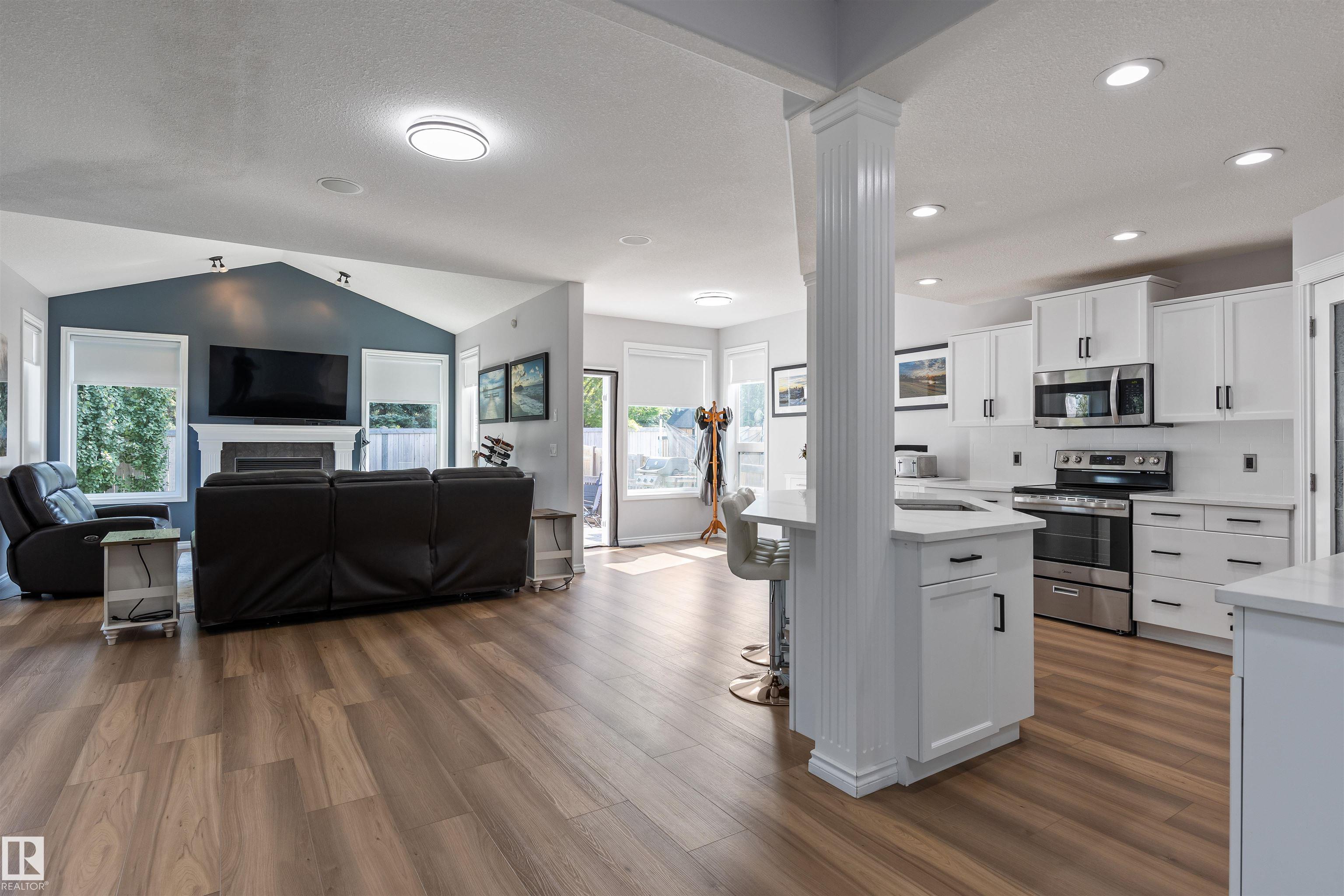 Photo 7 at 43 Avonlea Court, Aspen Glen, Spruce Grove