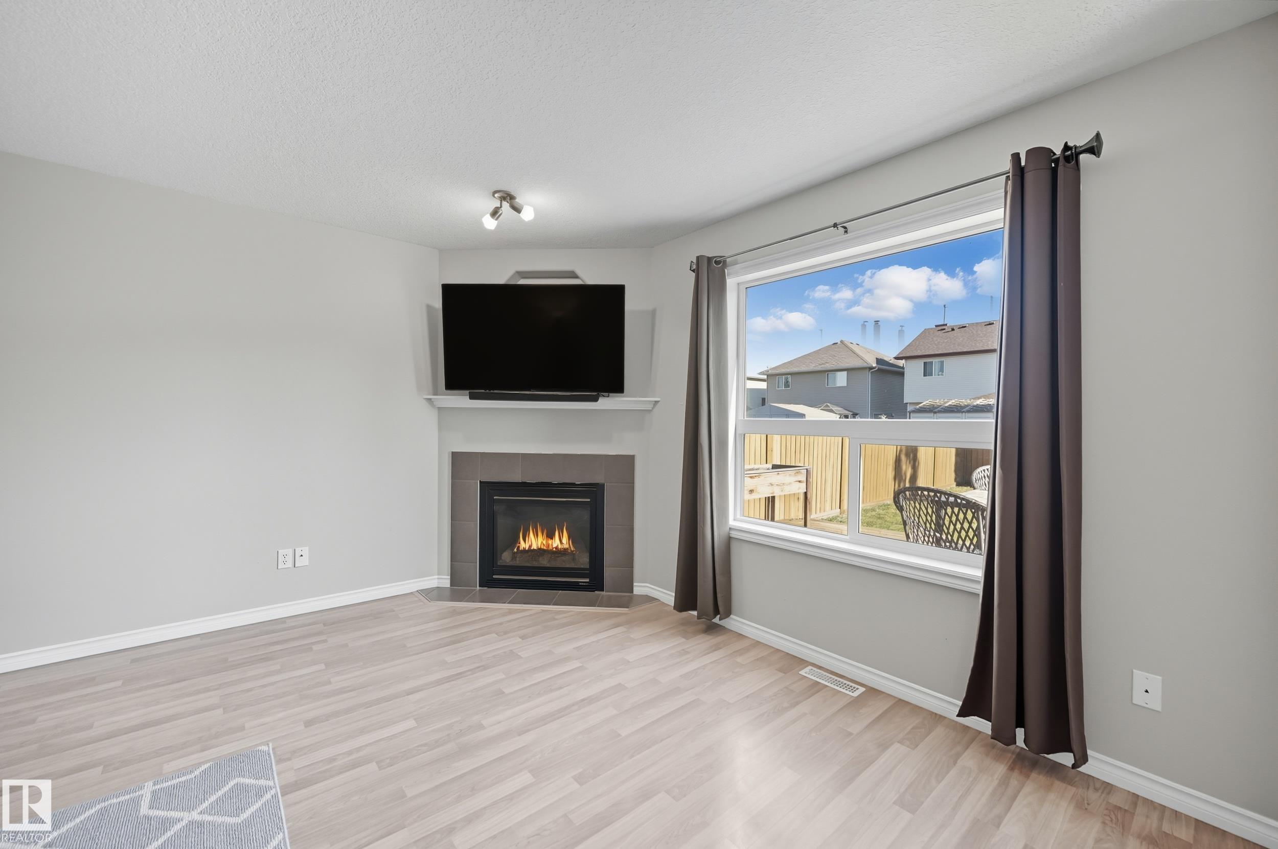 Photo 9 at 180 Galloway Wynd, South Fort, Fort Saskatchewan