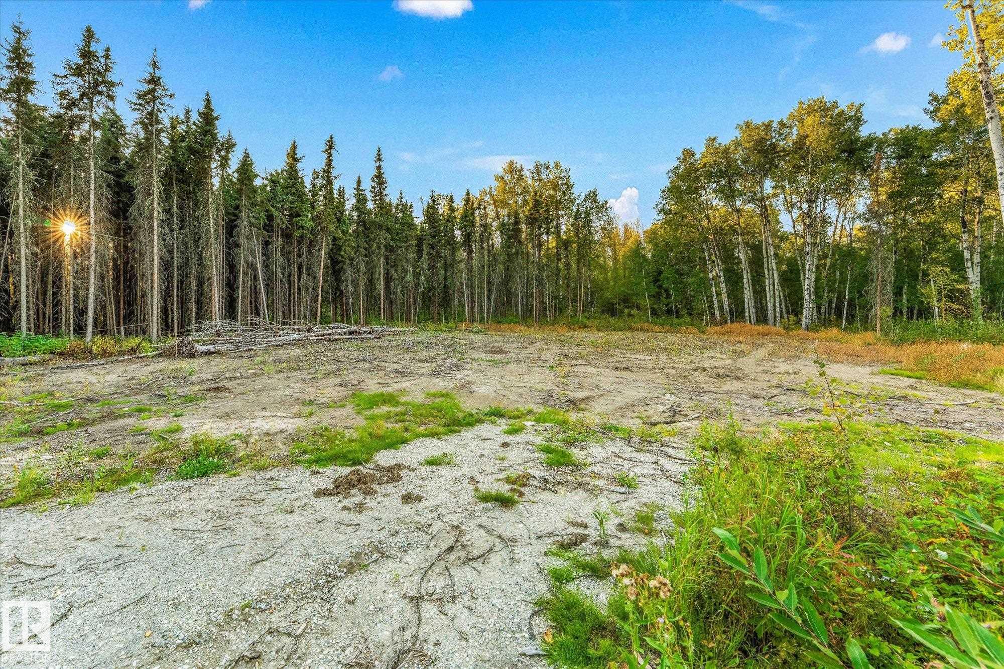 Photo 12 at 3004 Parkland Drive, None, Rural Parkland County