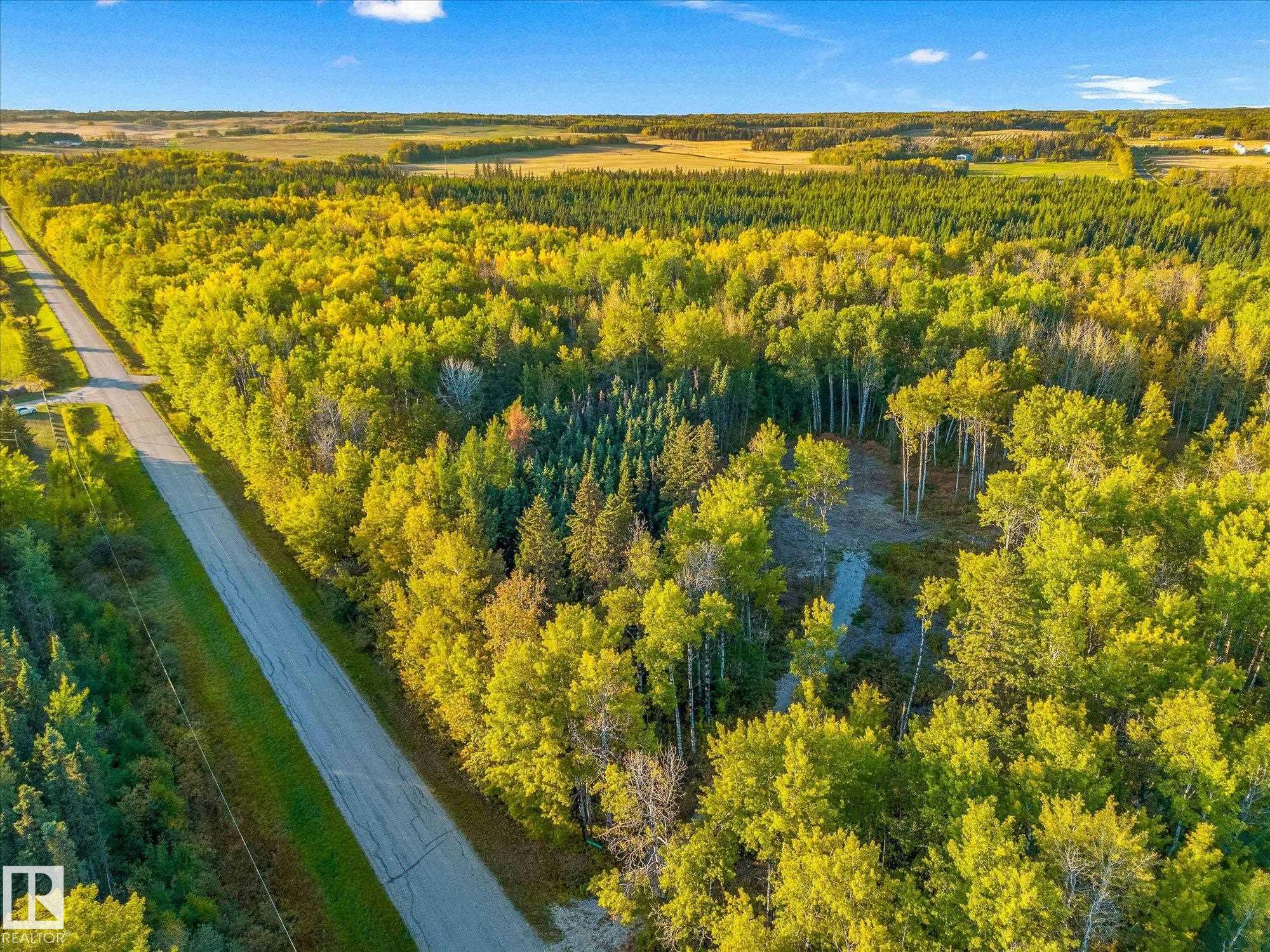Photo 15 at 3004 Parkland Drive, None, Rural Parkland County