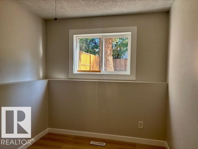 Photo 20 at 77 Dayton Crescent, Deer Ridge, St. Albert