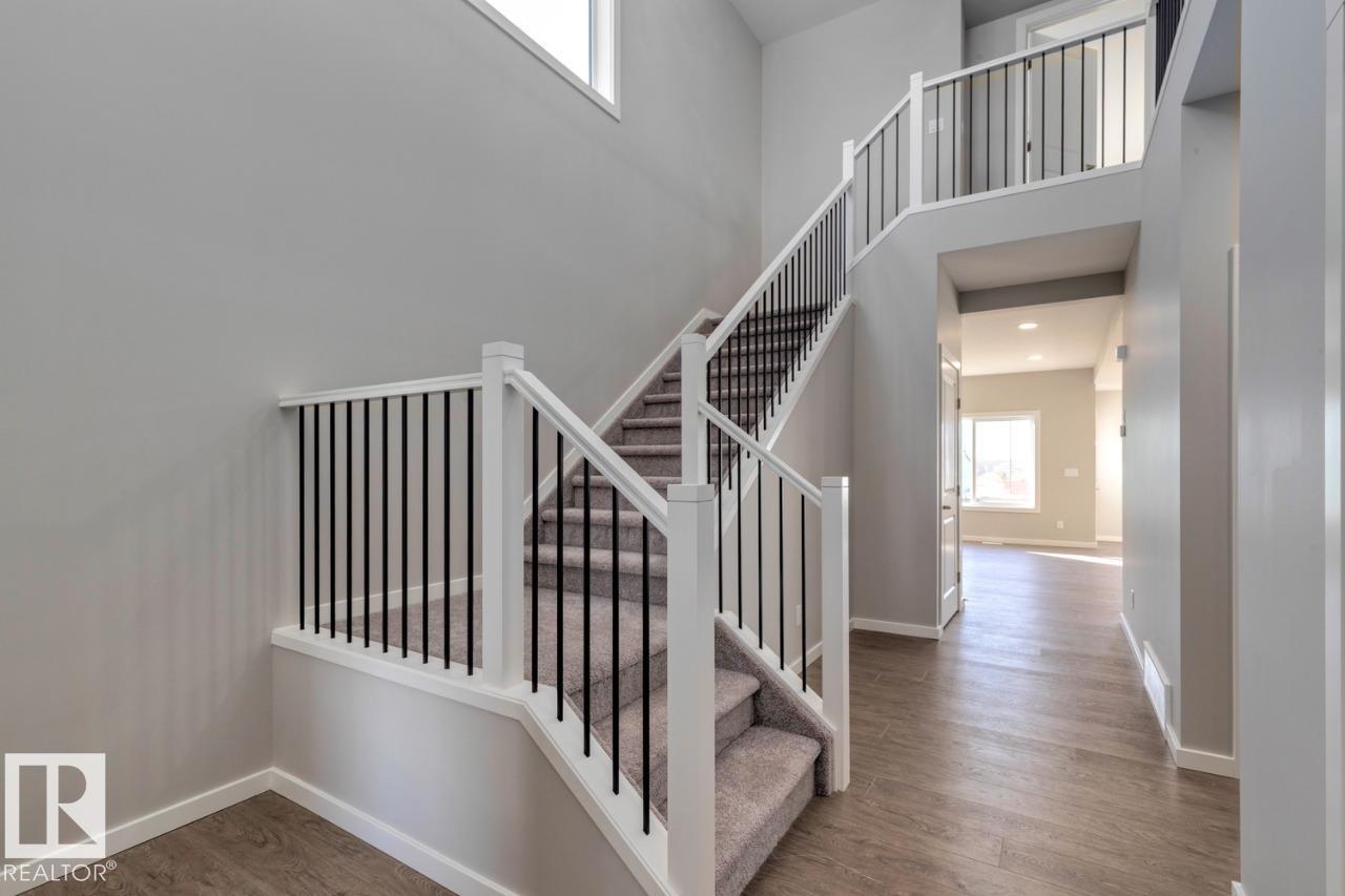 Picture for 7608 KIMIWAN CR SW