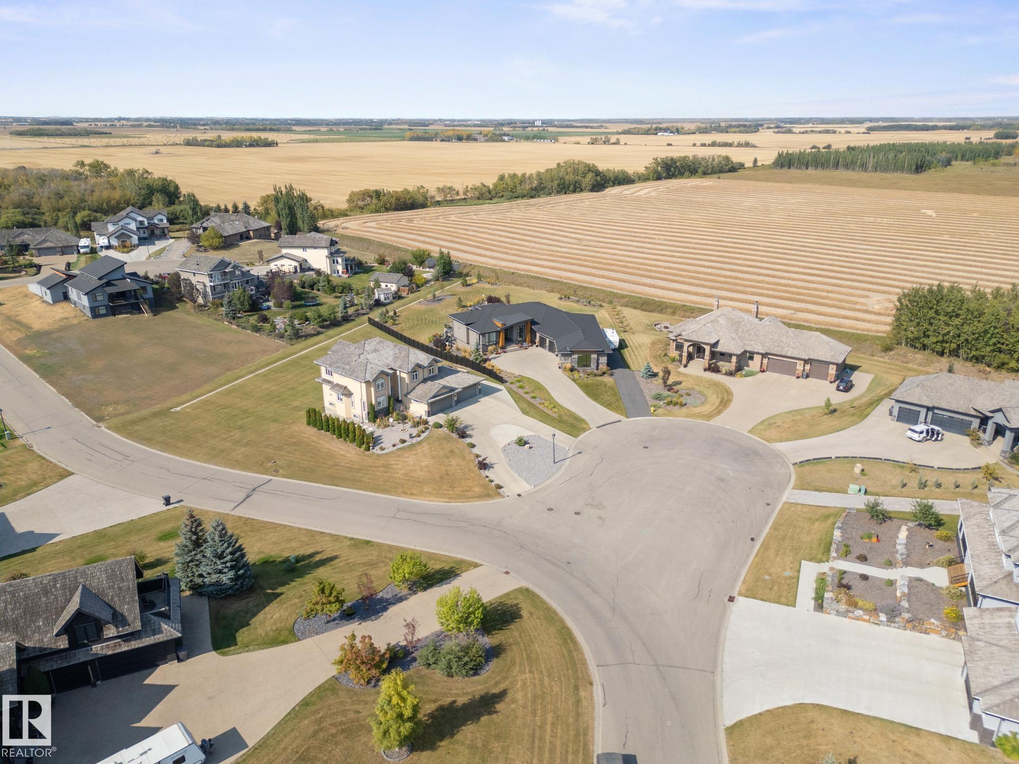 Photo 3 at 59 - 25214 Coal Mine Road, Greystone Manor, Rural Sturgeon County