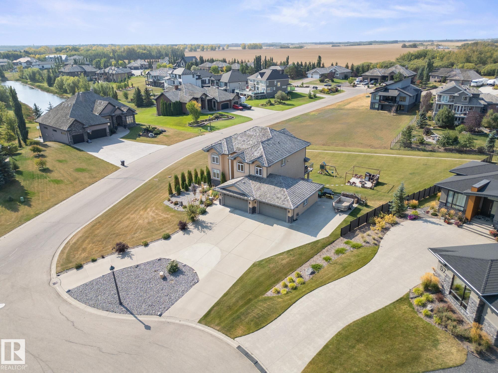 Photo 4 at 59 - 25214 Coal Mine Road, Greystone Manor, Rural Sturgeon County