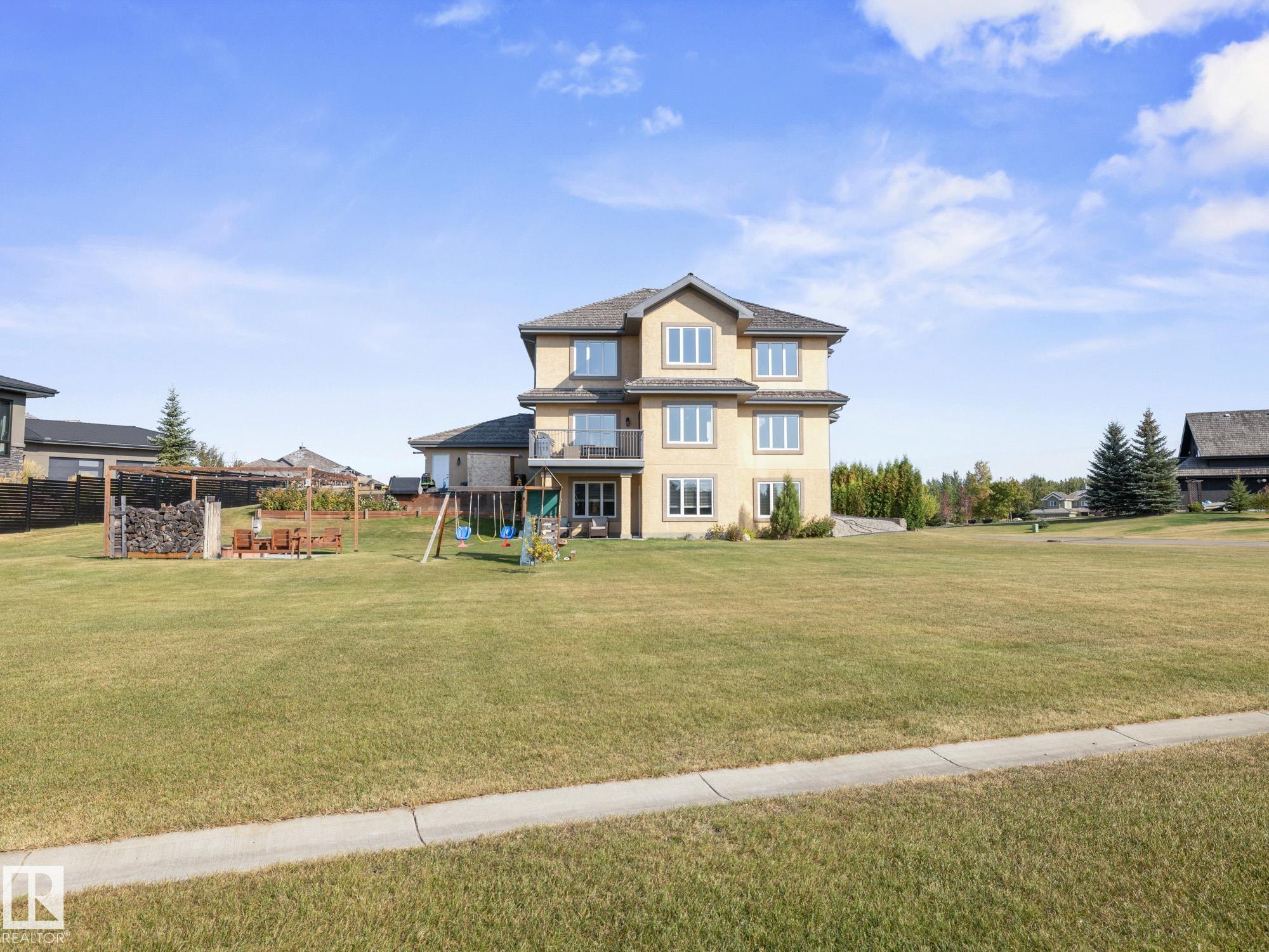 Photo 52 at 59 - 25214 Coal Mine Road, Greystone Manor, Rural Sturgeon County