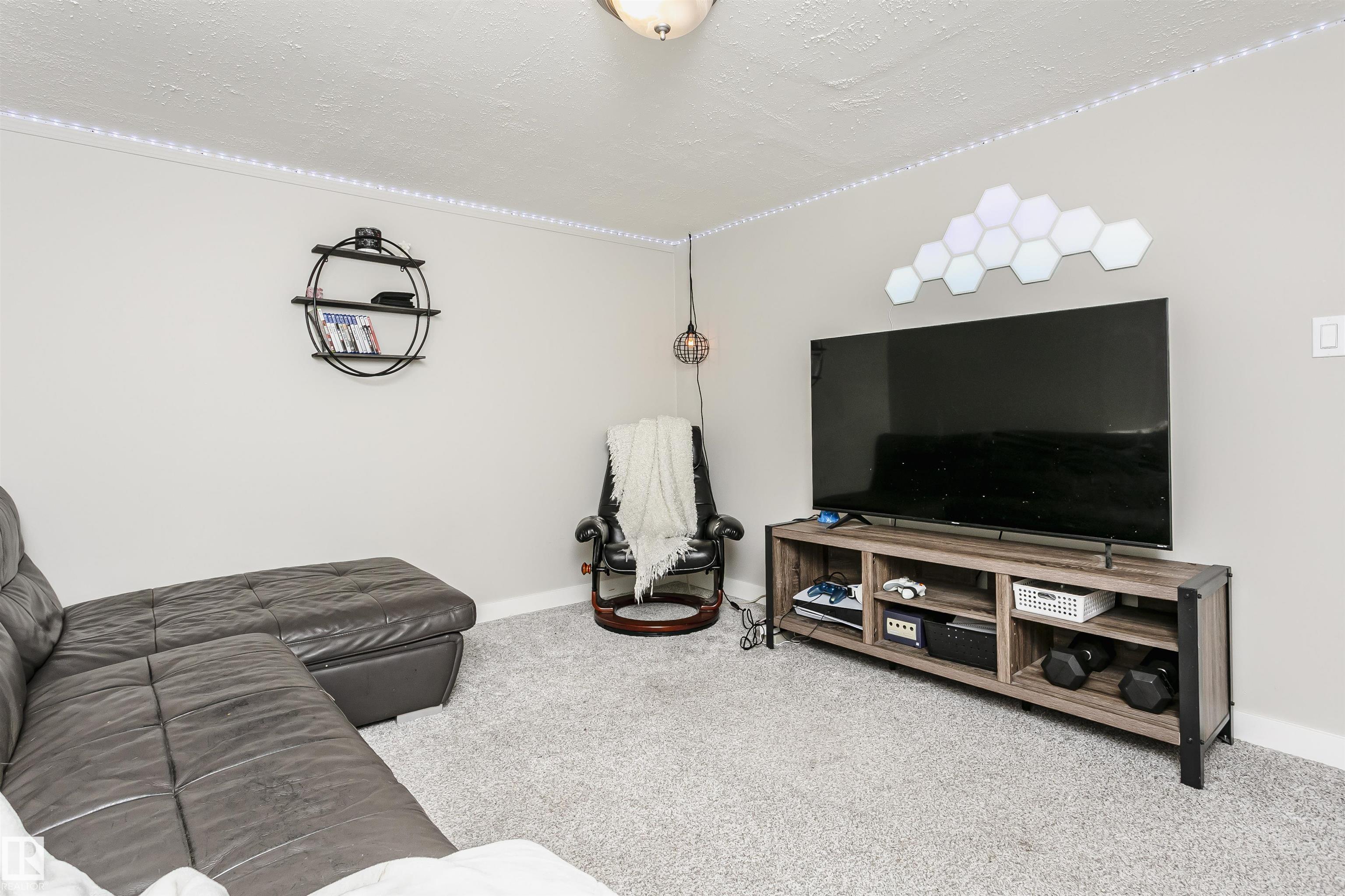 Photo 28 at 18331 68 Avenue NW, Ormsby Place, Edmonton