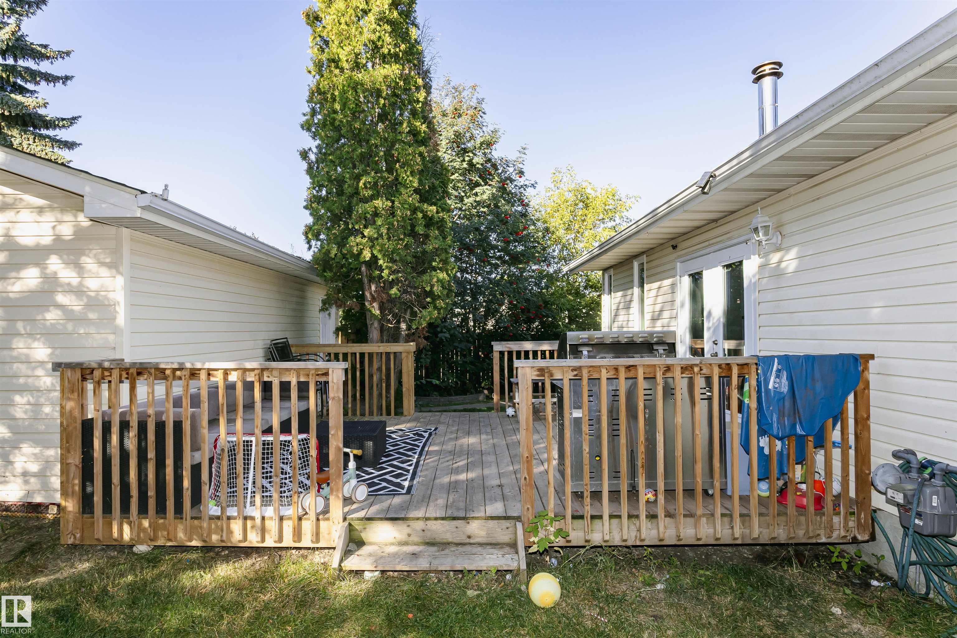 Photo 38 at 18331 68 Avenue NW, Ormsby Place, Edmonton