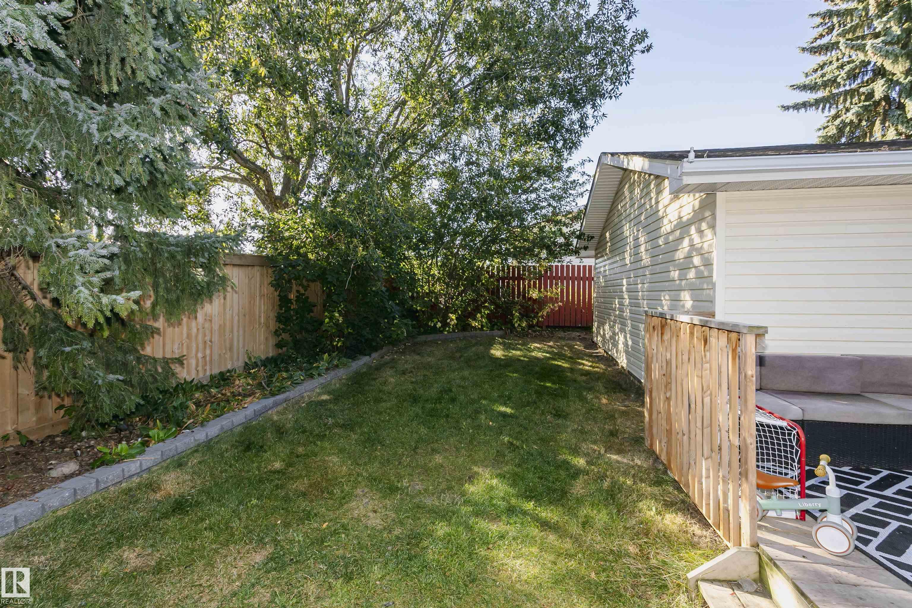 Photo 39 at 18331 68 Avenue NW, Ormsby Place, Edmonton