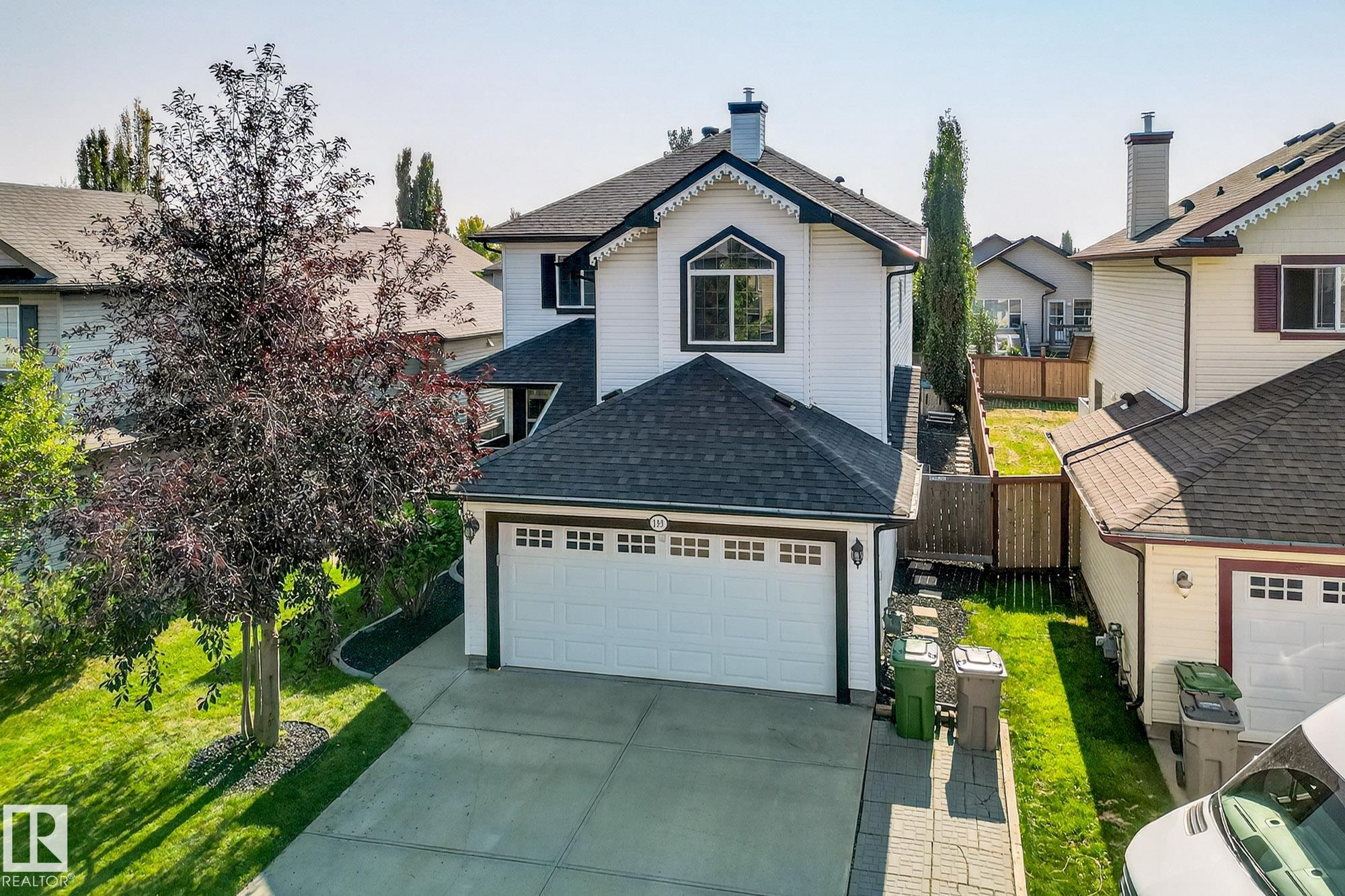 Photo 2 at 133 Rue Marquet, Montalet, Beaumont