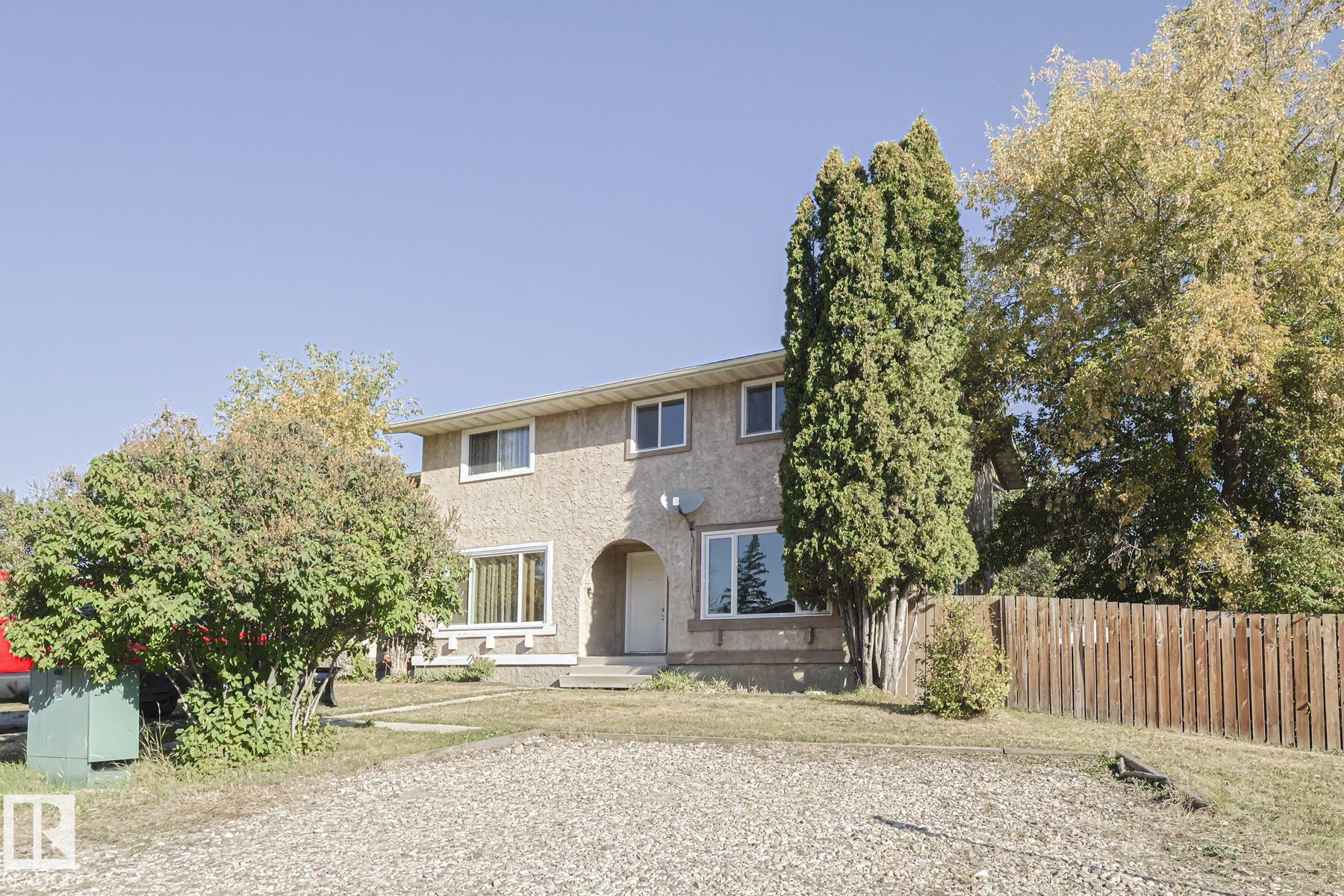 Photo 2 at 112 Wellington Crescent, Woodhaven, Spruce Grove