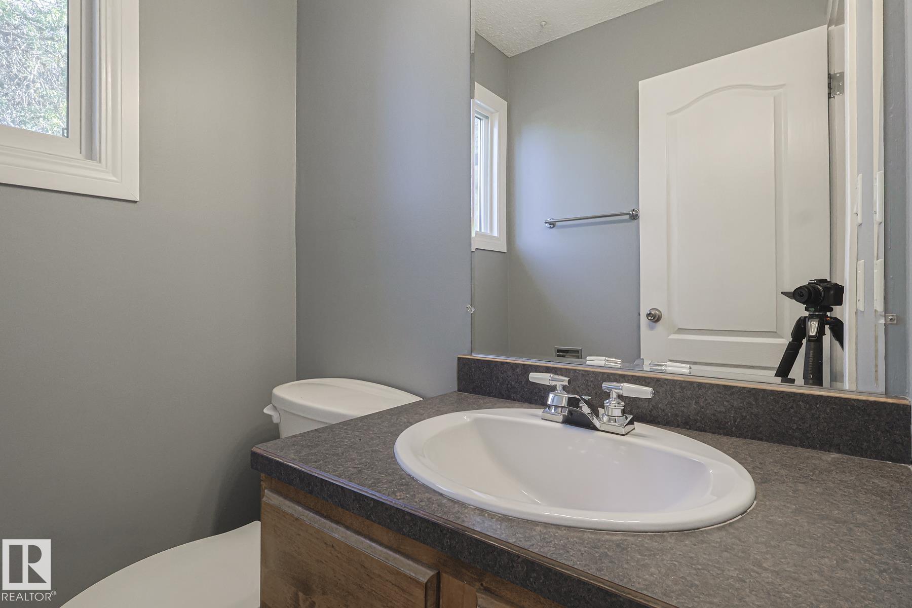 Photo 11 at 112 Wellington Crescent, Woodhaven, Spruce Grove