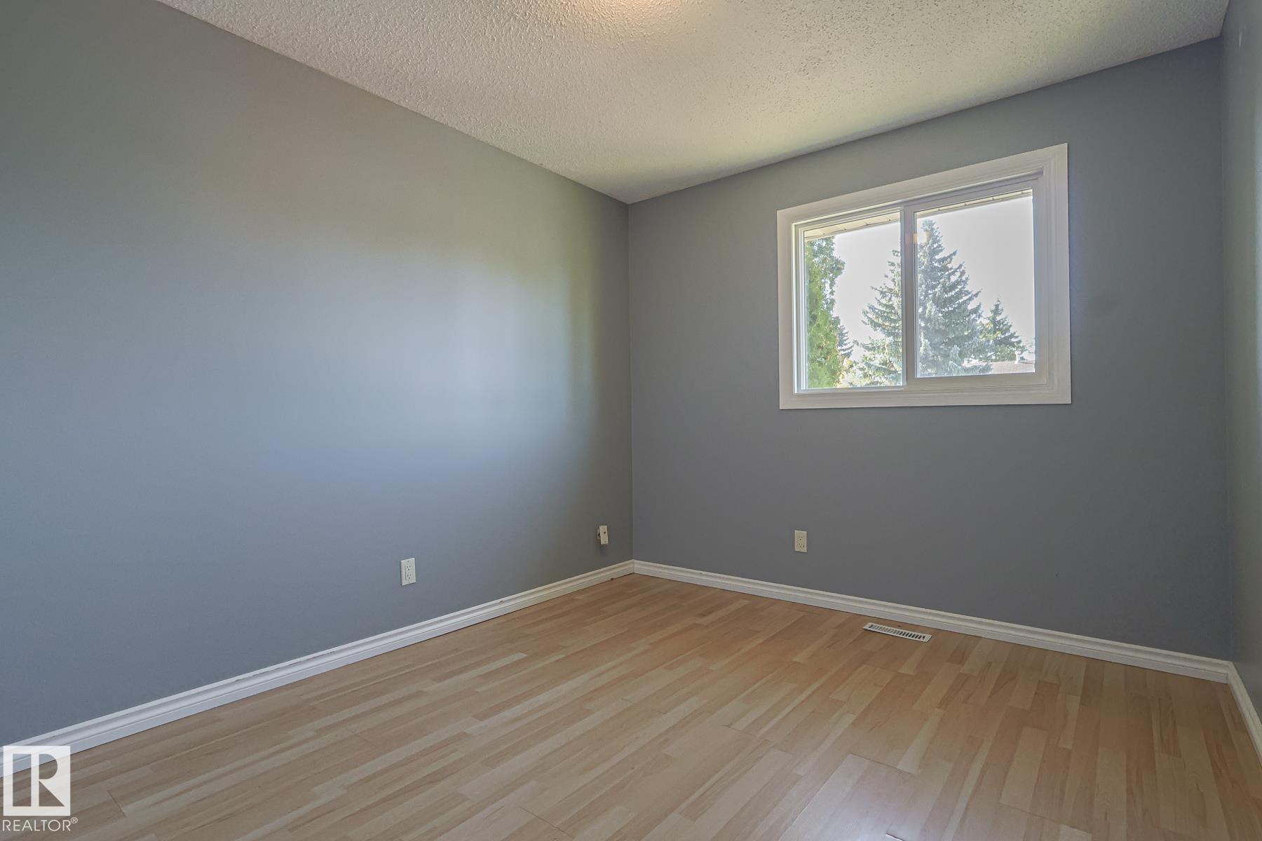 Photo 30 at 112 Wellington Crescent, Woodhaven, Spruce Grove