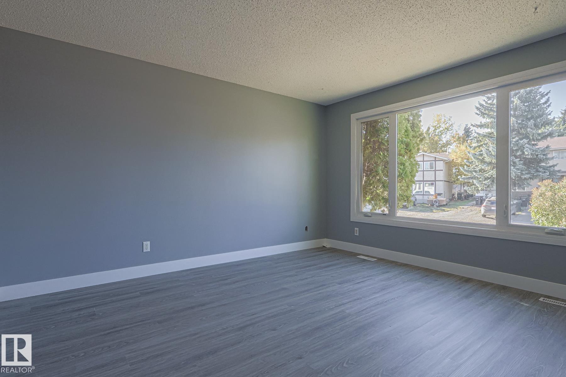 Photo 6 at 112 Wellington Crescent, Woodhaven, Spruce Grove